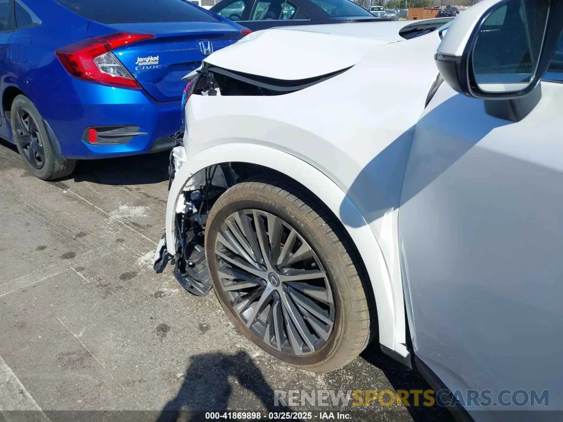 22 fotografías del automóvil dañado 2T2BBMCA7RC056983 LEXUS RX 350H 2024