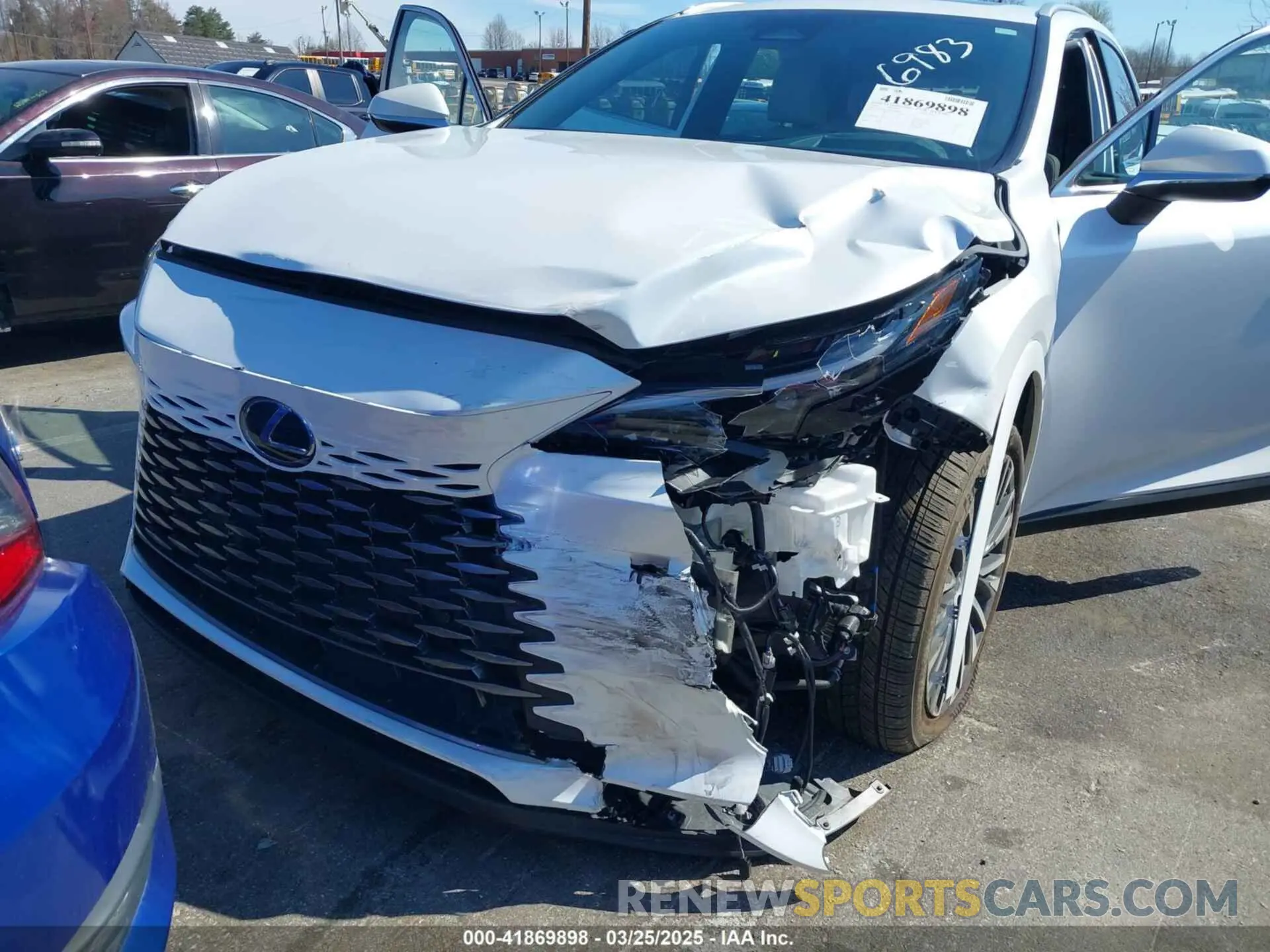 6 fotografías del automóvil dañado 2T2BBMCA7RC056983 LEXUS RX 350H 2024