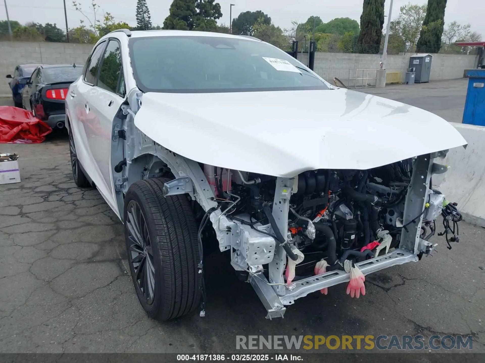 1 fotografías del automóvil dañado 2T2BBMCA7RC062332 LEXUS RX 350H 2024