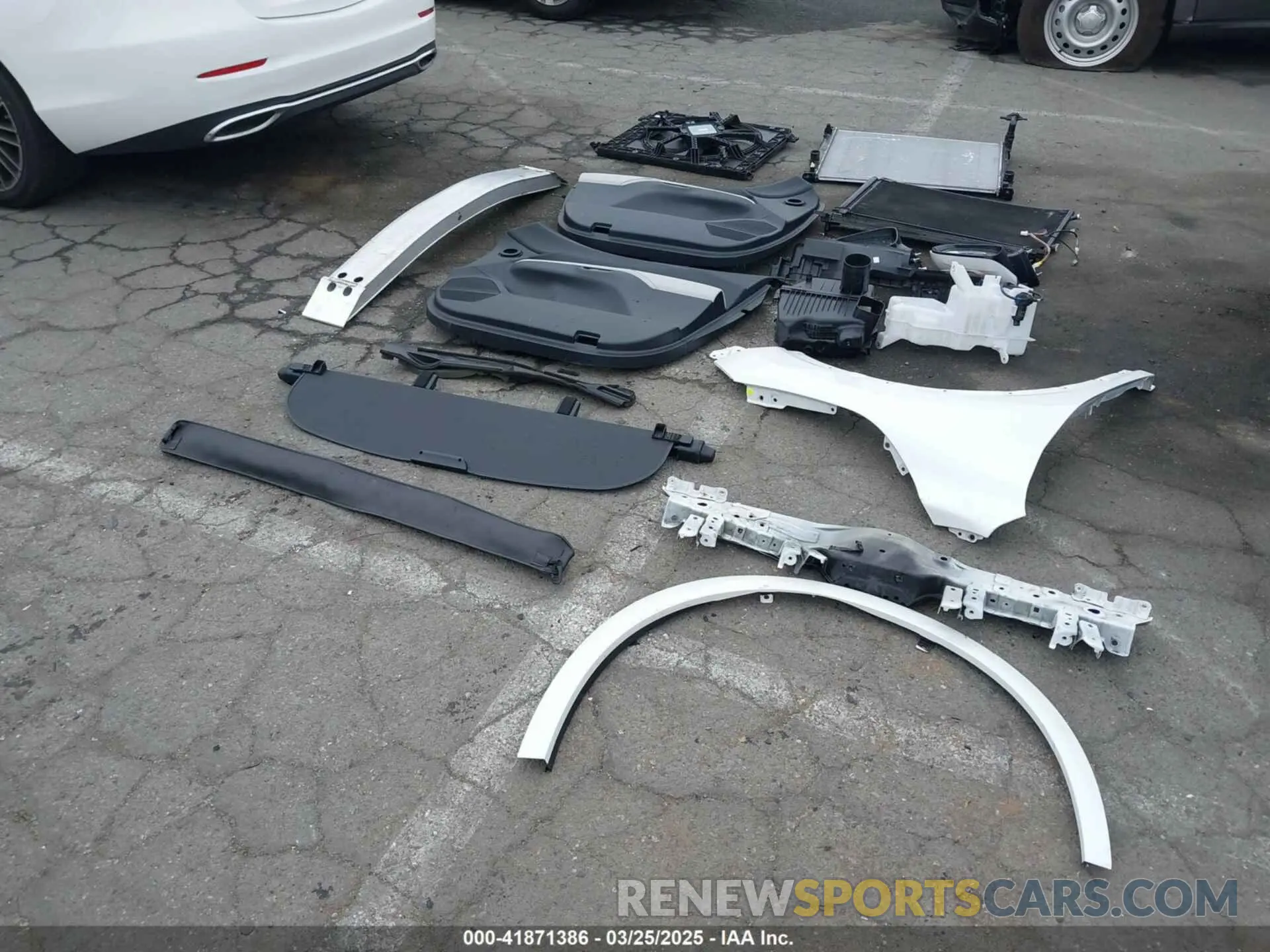 18 fotografías del automóvil dañado 2T2BBMCA7RC062332 LEXUS RX 350H 2024