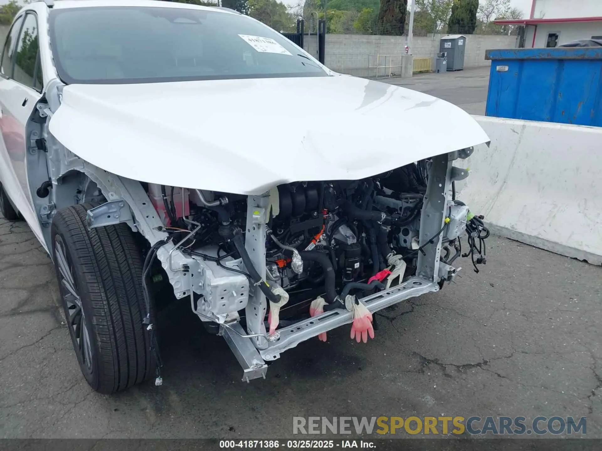 6 fotografías del automóvil dañado 2T2BBMCA7RC062332 LEXUS RX 350H 2024
