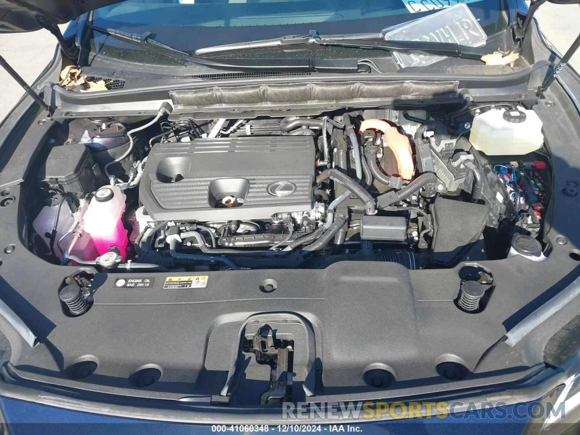 10 fotografías del automóvil dañado 2T2BBMCA8RC032689 LEXUS RX 350H 2024