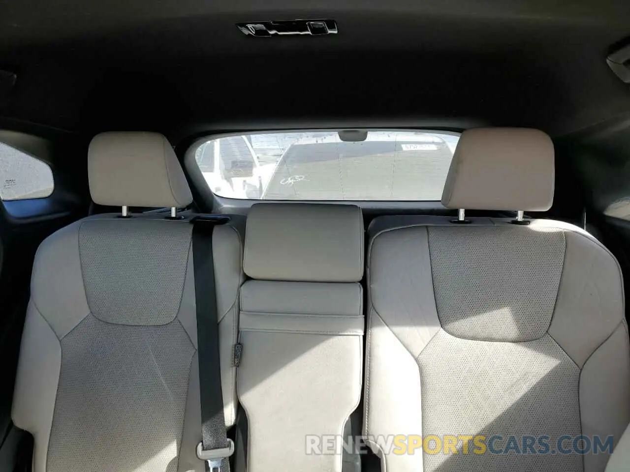10 fotografías del automóvil dañado 2T2BBMCA0PC013843 LEXUS RX 350H BA 2023