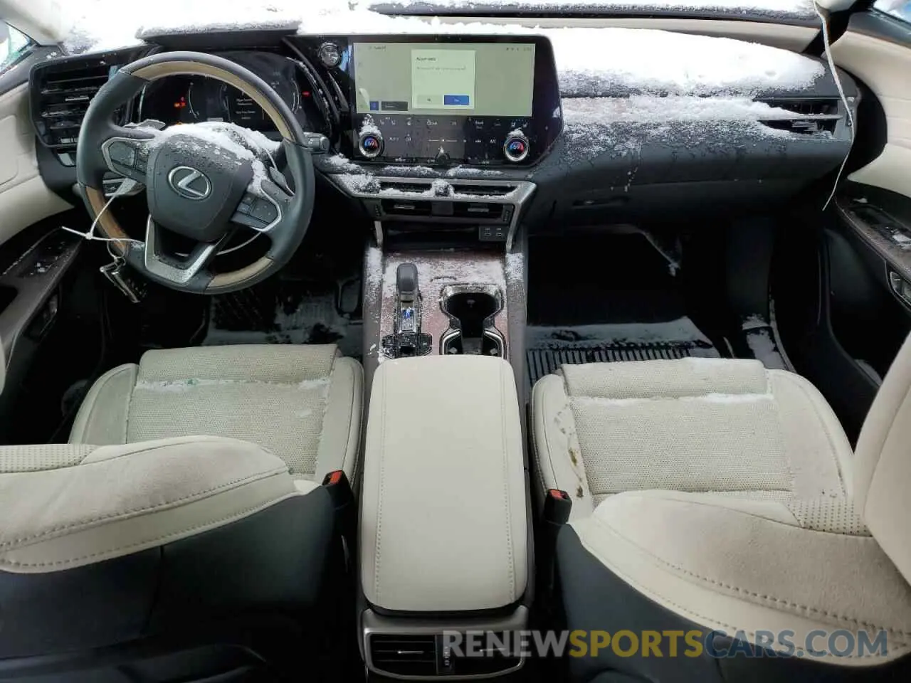 8 fotografías del automóvil dañado 2T2BBMCA0PC014846 LEXUS RX 350H BA 2023