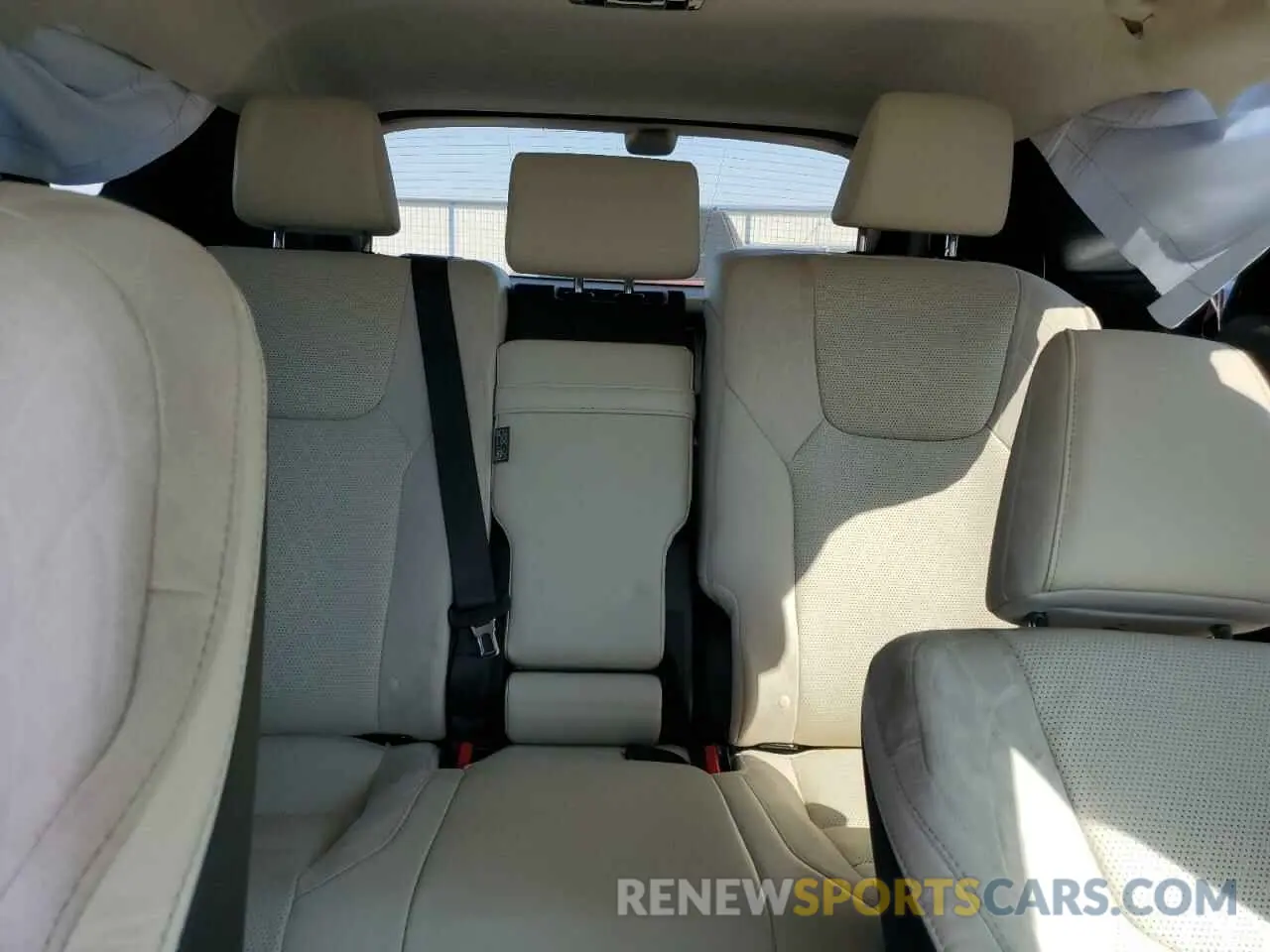 10 fotografías del automóvil dañado 2T2BBMCA2PC018350 LEXUS RX 350H BA 2023