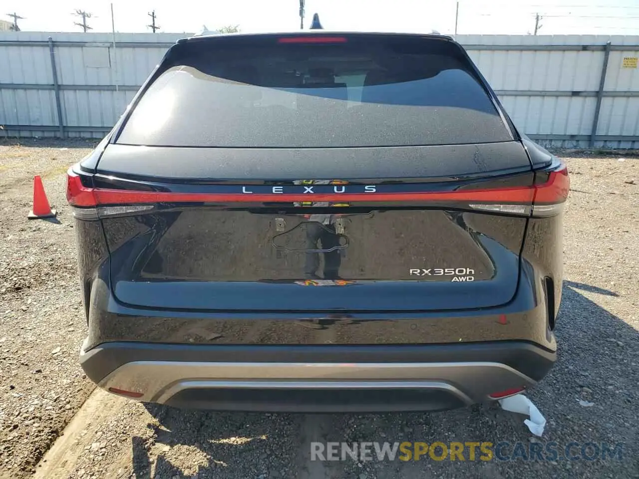 6 fotografías del automóvil dañado 2T2BBMCA2PC018350 LEXUS RX 350H BA 2023