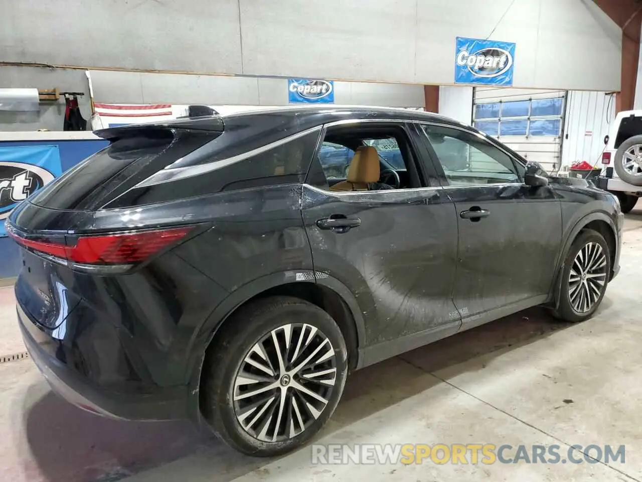 3 fotografías del automóvil dañado 2T2BBMCA5PC021520 LEXUS RX 350H BA 2023