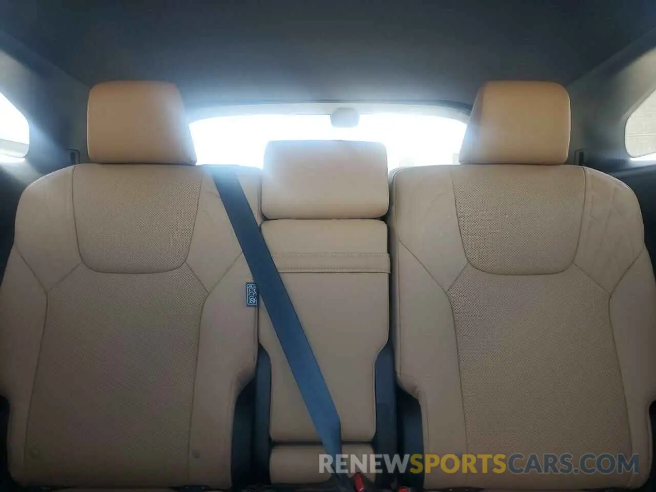 10 fotografías del automóvil dañado 2T2BBMCA7PC006100 LEXUS RX 350H BA 2023