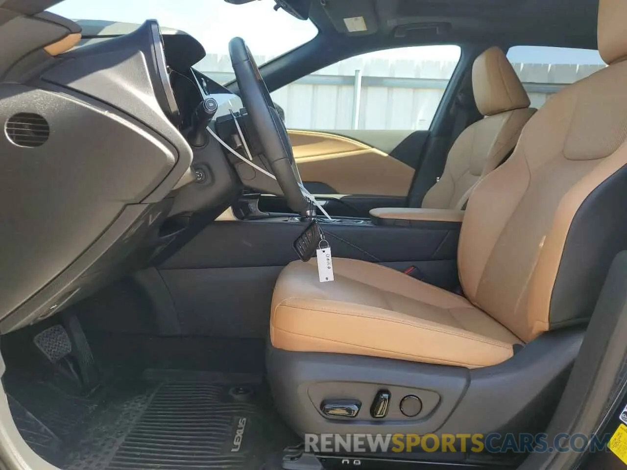 7 fotografías del automóvil dañado 2T2BBMCA7PC006100 LEXUS RX 350H BA 2023