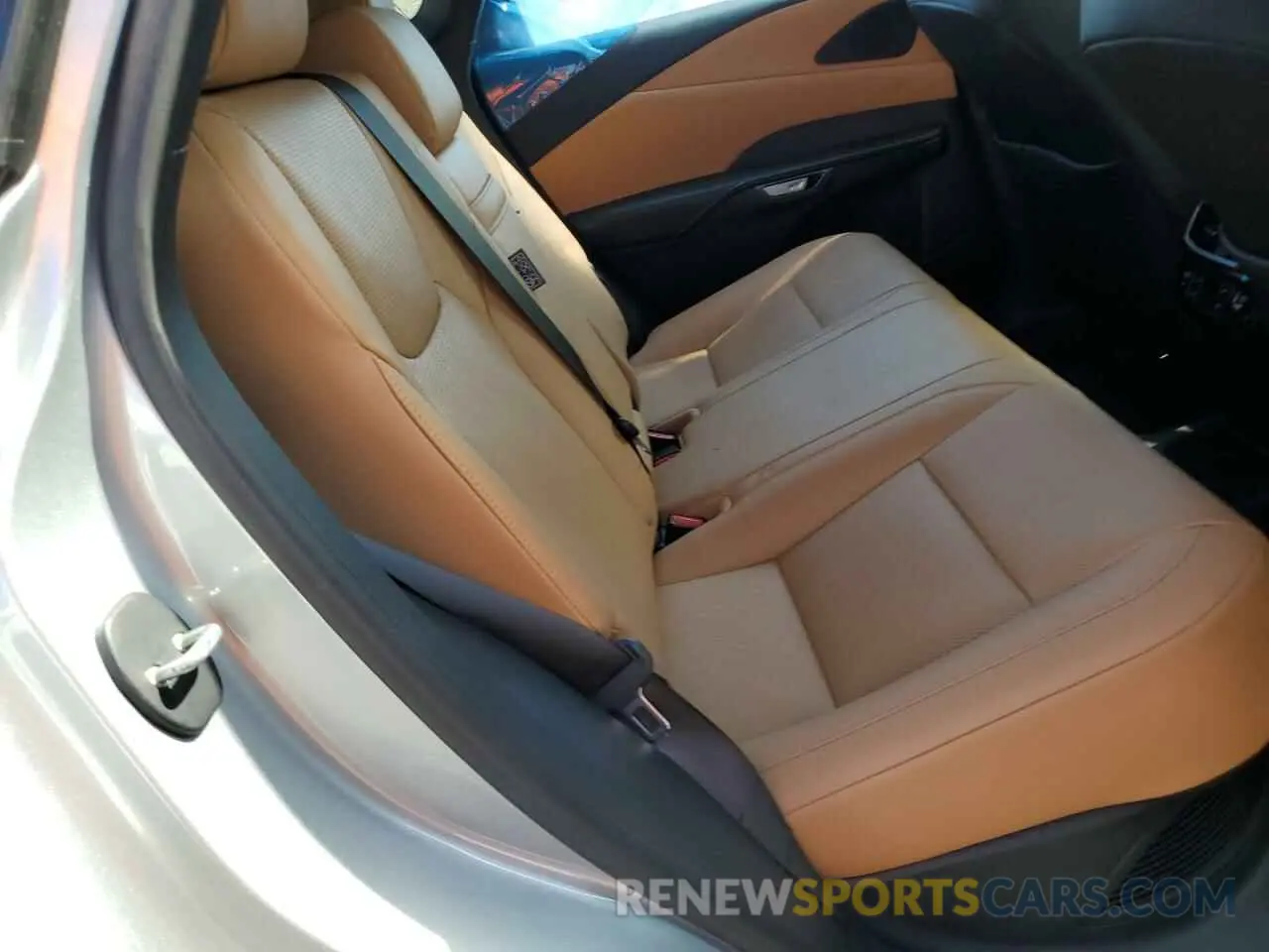 10 fotografías del automóvil dañado 2T2BBMCA7PC007912 LEXUS RX 350H BA 2023