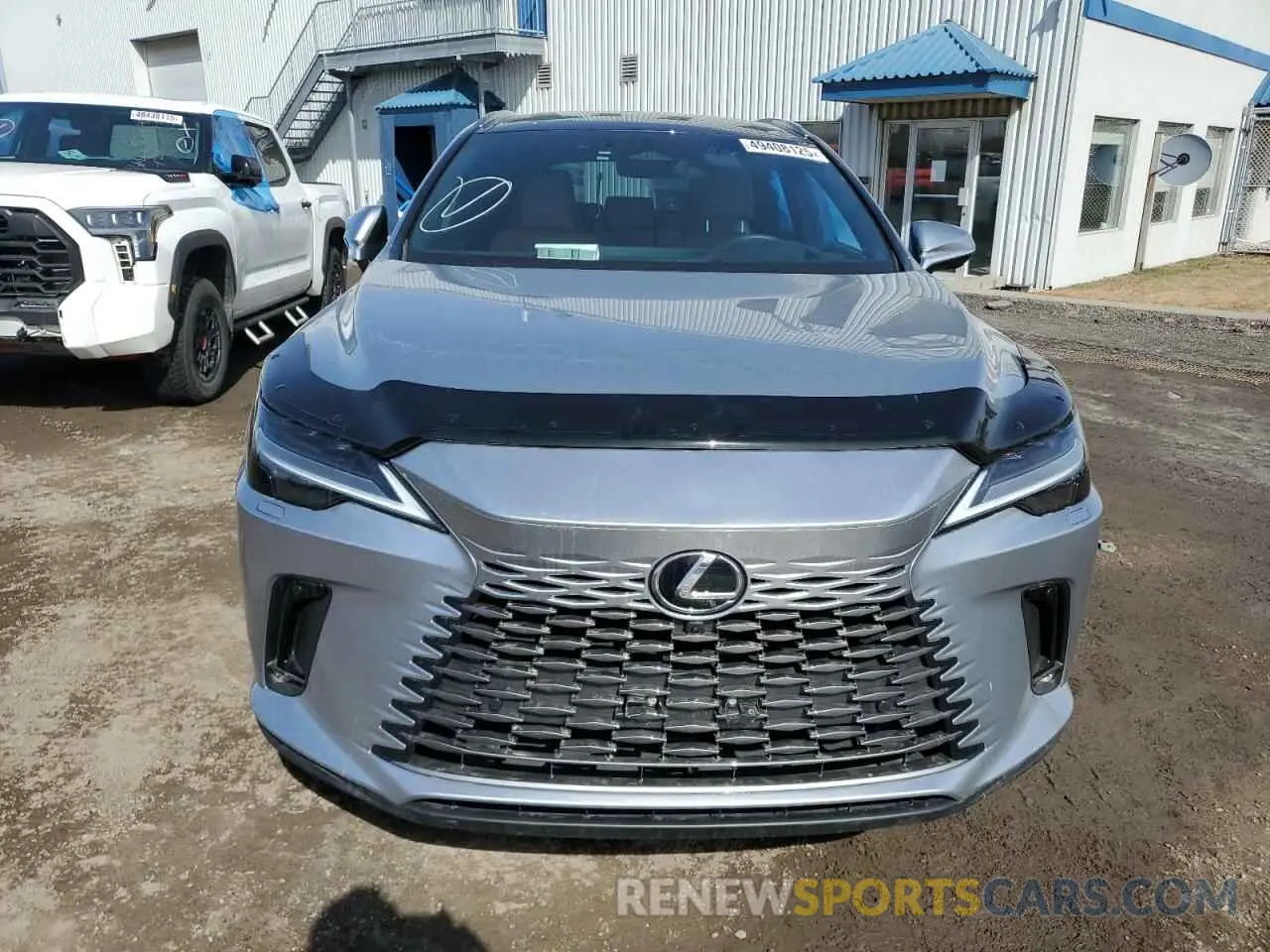 5 fotografías del automóvil dañado 2T2BBMCA7PC007912 LEXUS RX 350H BA 2023