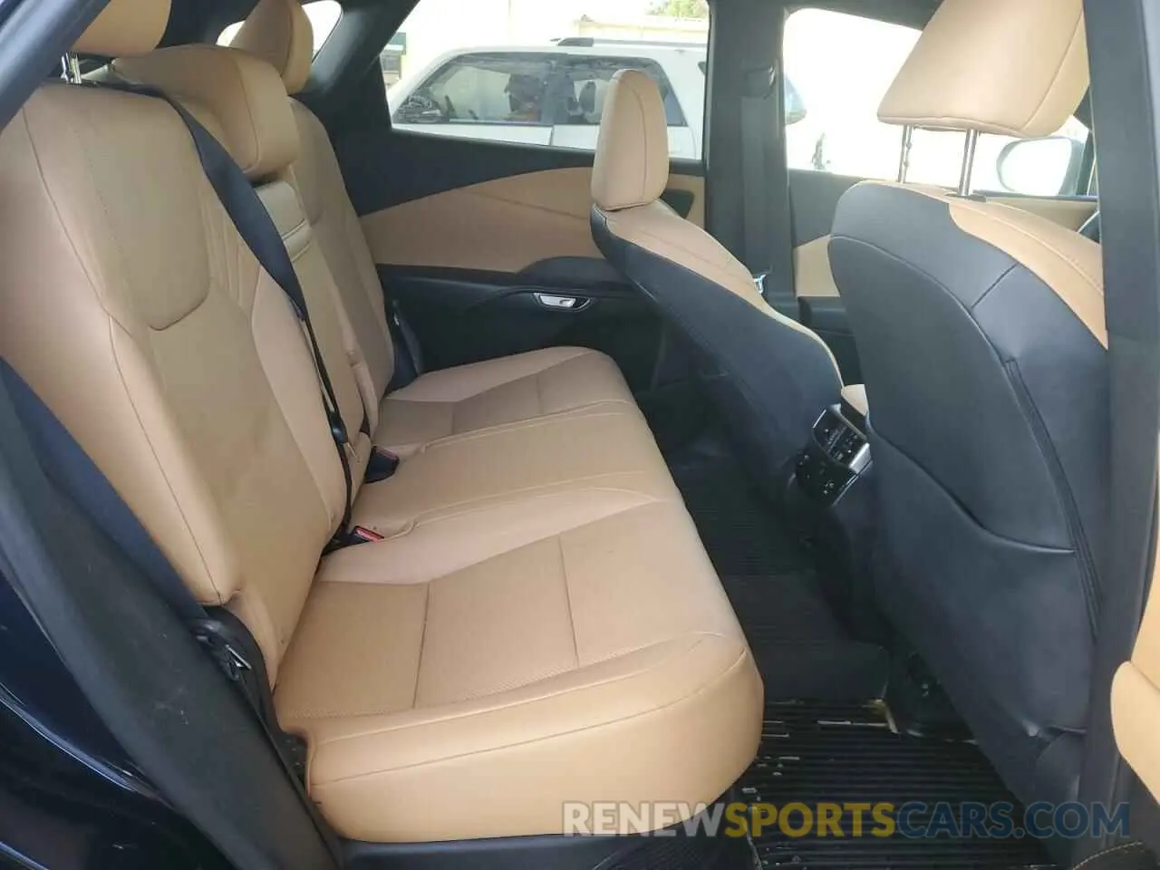 10 fotografías del automóvil dañado 2T2BBMCA7PC018442 LEXUS RX 350H BA 2023