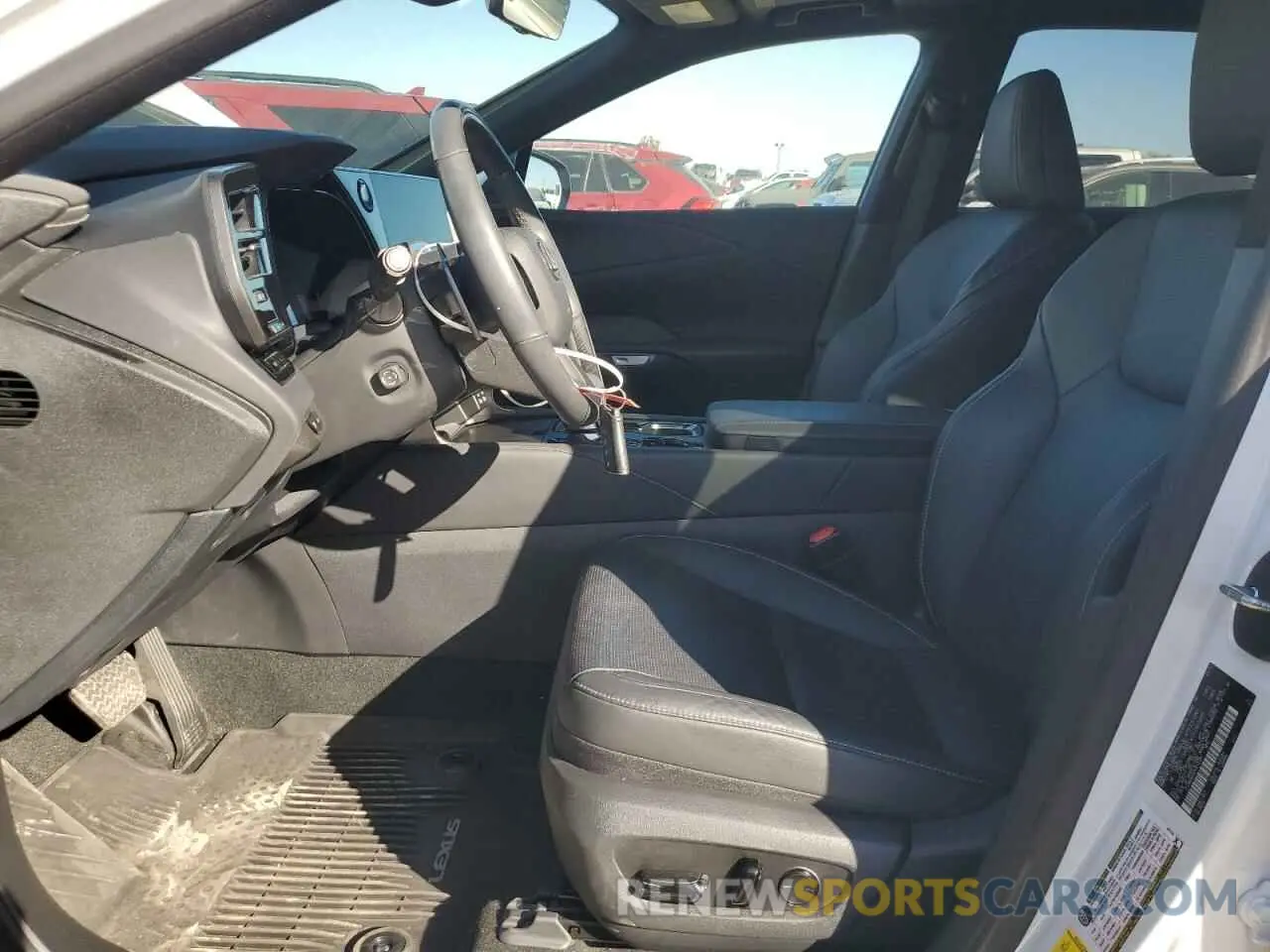 7 fotografías del automóvil dañado 2T2BBMCA8PC013380 LEXUS RX 350H BA 2023