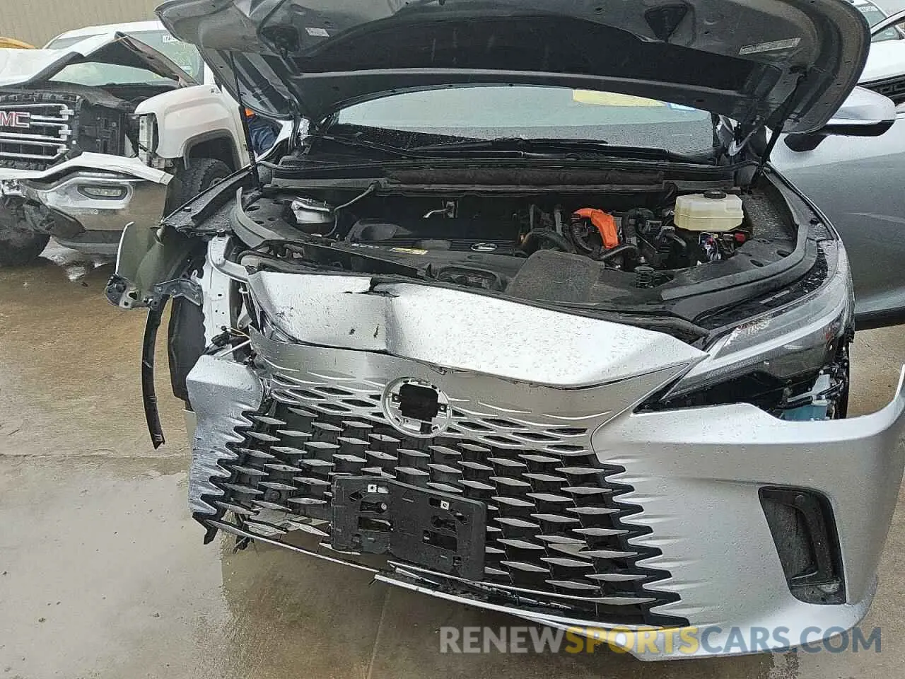 12 fotografías del automóvil dañado 2T2BBMCA0RC027468 LEXUS RX 350H BA 2024