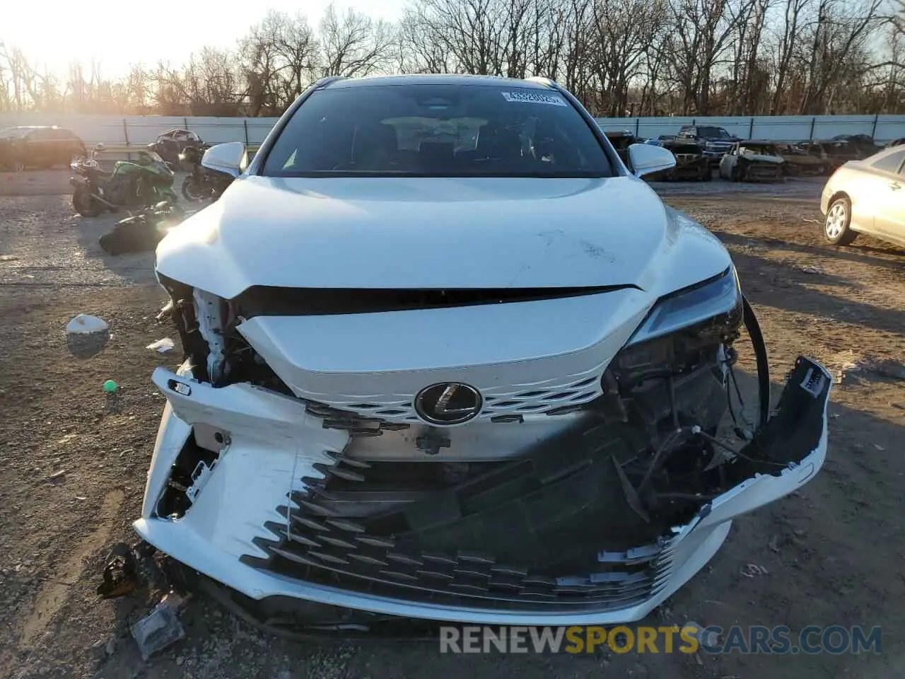 5 fotografías del automóvil dañado 2T2BBMCA2RC025740 LEXUS RX 350H BA 2024
