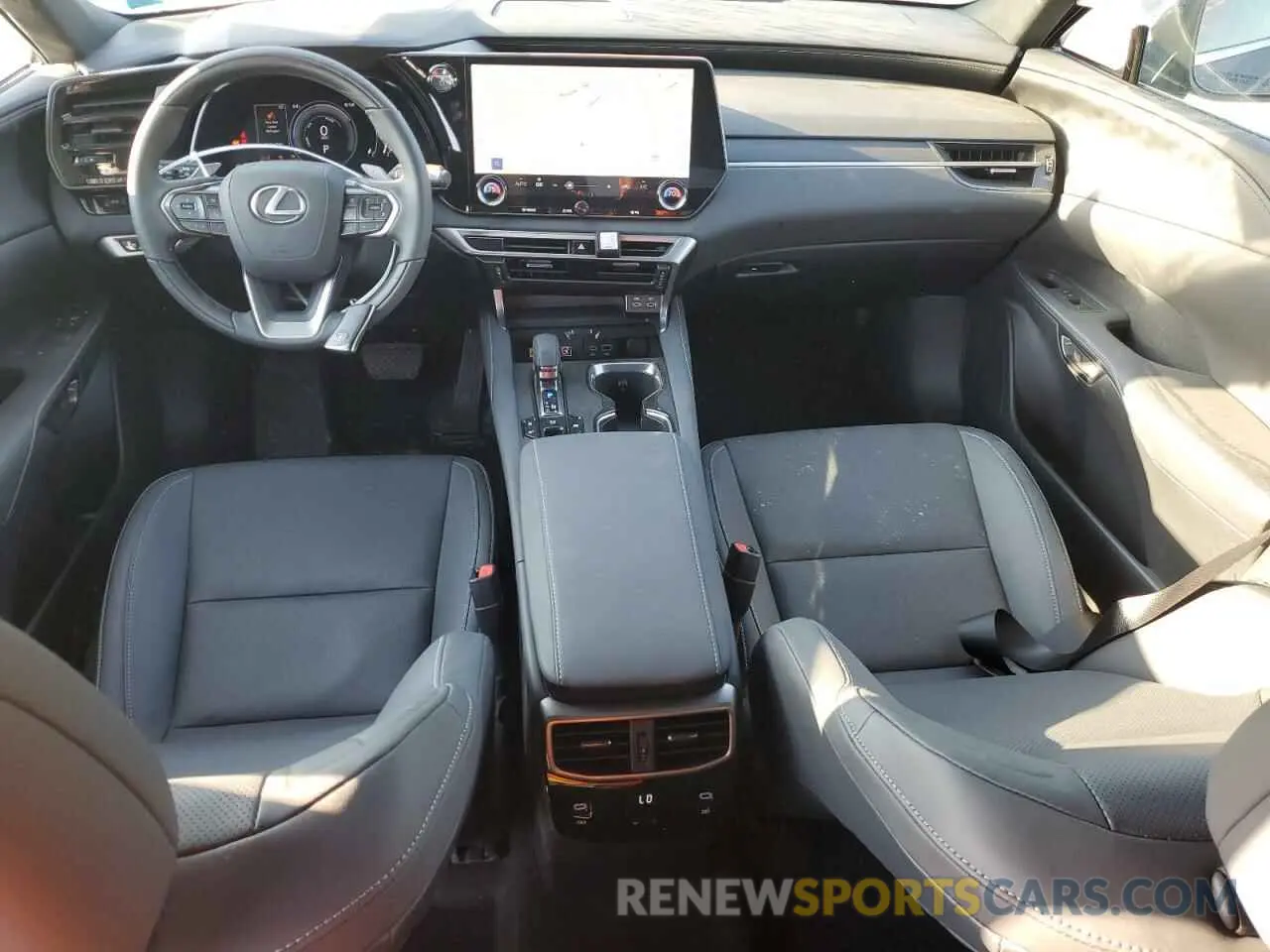 8 fotografías del automóvil dañado 2T2BBMCA3RC052509 LEXUS RX 350H BA 2024