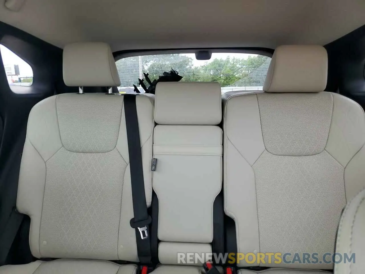 10 fotografías del automóvil dañado 2T2BBMCA4RC034410 LEXUS RX 350H BA 2024