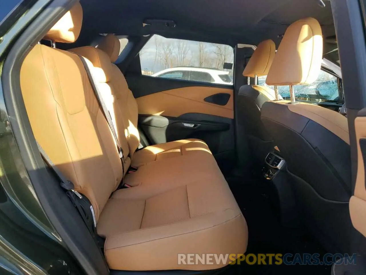 12 fotografías del automóvil dañado 2T2BBMCA7RC041724 LEXUS RX 350H BA 2024