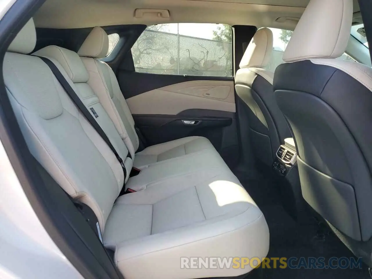 11 fotografías del automóvil dañado 2T2BBMCA4SC065324 LEXUS RX 350H BA 2025