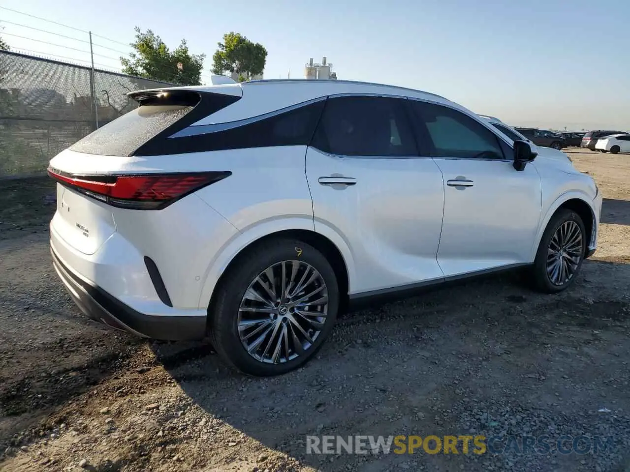 3 fotografías del automóvil dañado 2T2BBMCA4SC065324 LEXUS RX 350H BA 2025