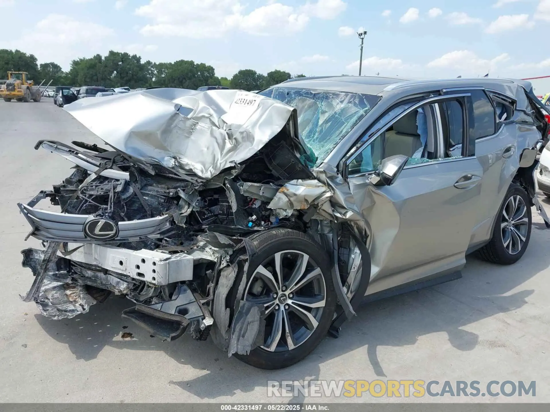 2 fotografías del automóvil dañado JTJGZKCA5K2012847 LEXUS RX 350L 2019