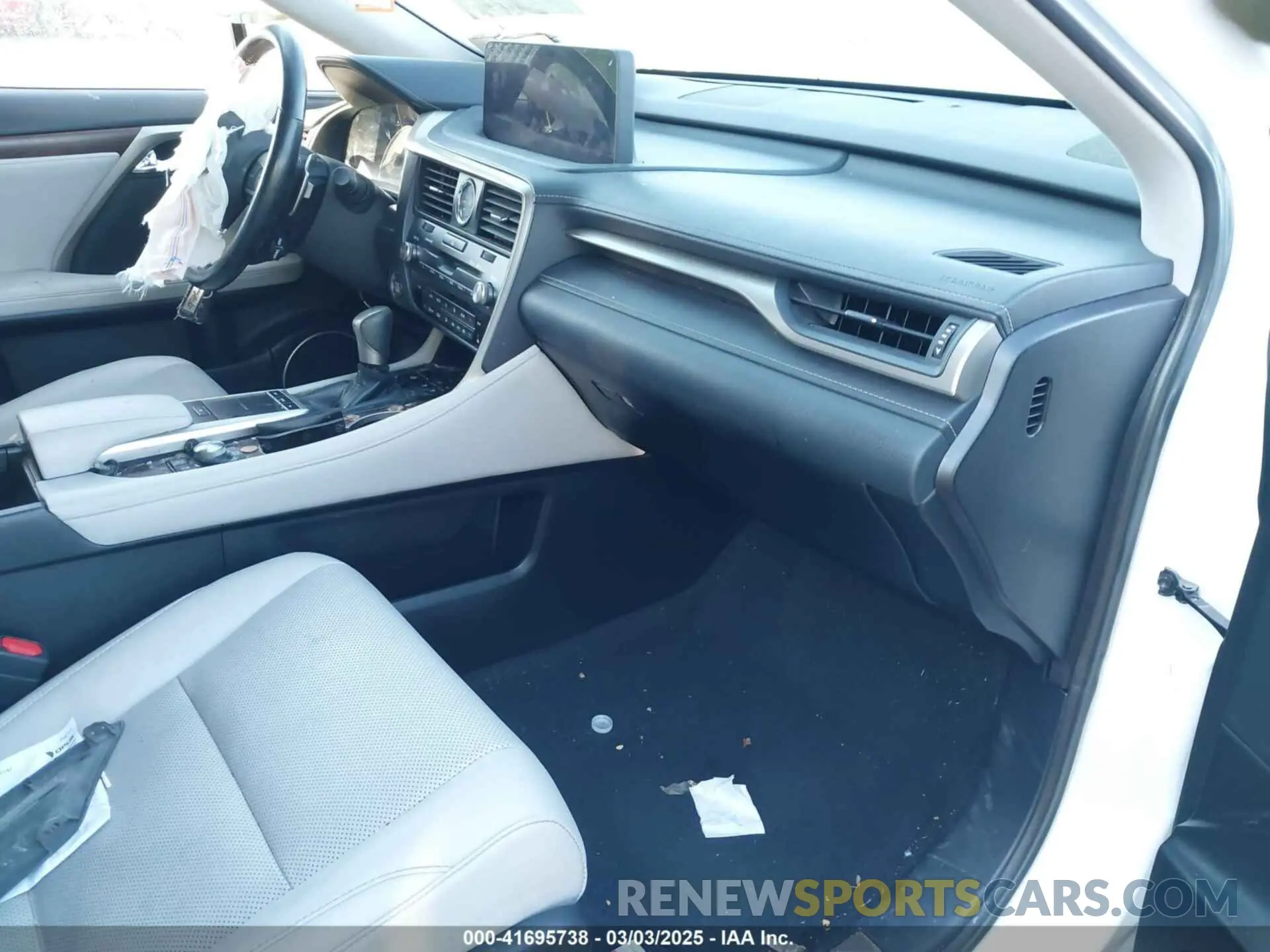 5 fotografías del automóvil dañado JTJHZKFA3L2026103 LEXUS RX 350L 2020