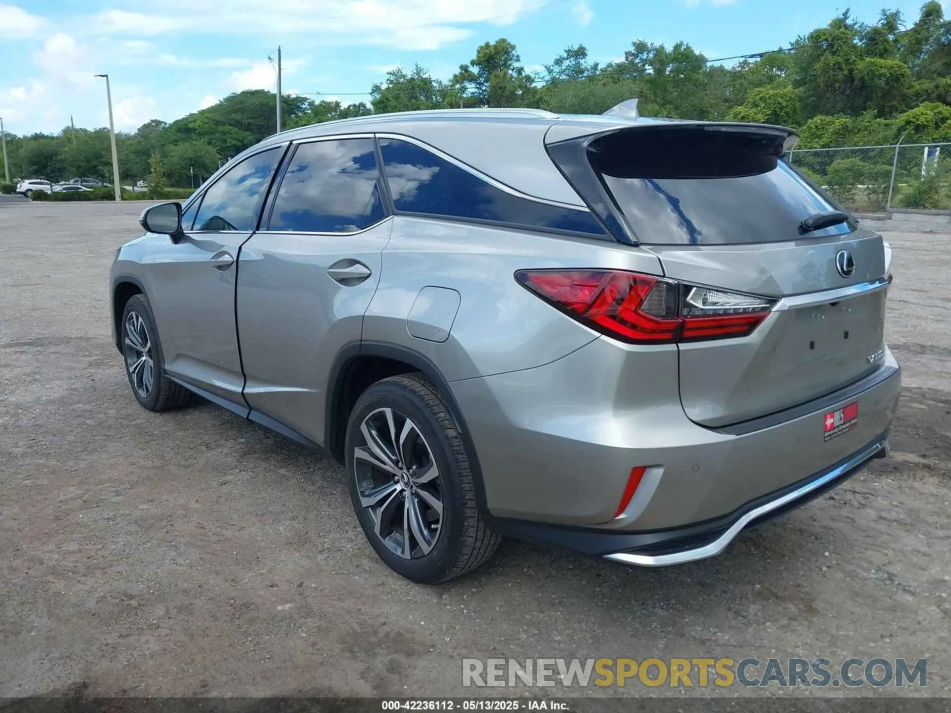 3 fotografías del automóvil dañado JTJHZKFA6L2026127 LEXUS RX 350L 2020