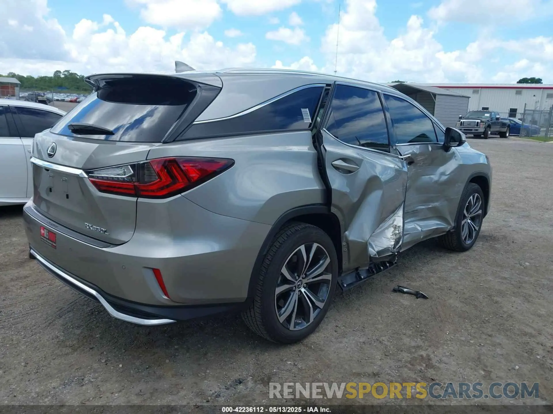 4 fotografías del automóvil dañado JTJHZKFA6L2026127 LEXUS RX 350L 2020