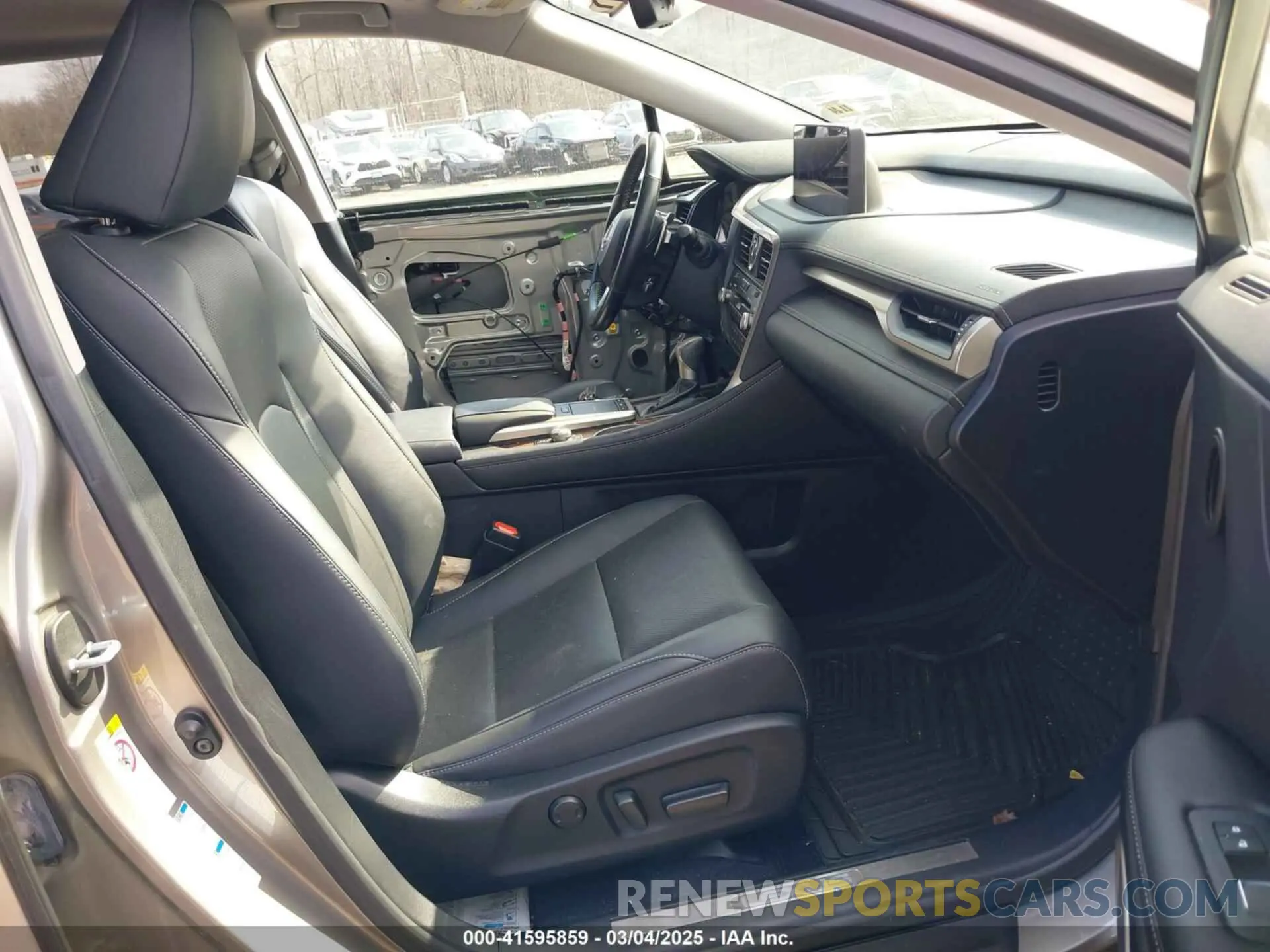 5 fotografías del automóvil dañado JTJHZKFA9L2023125 LEXUS RX 350L 2020