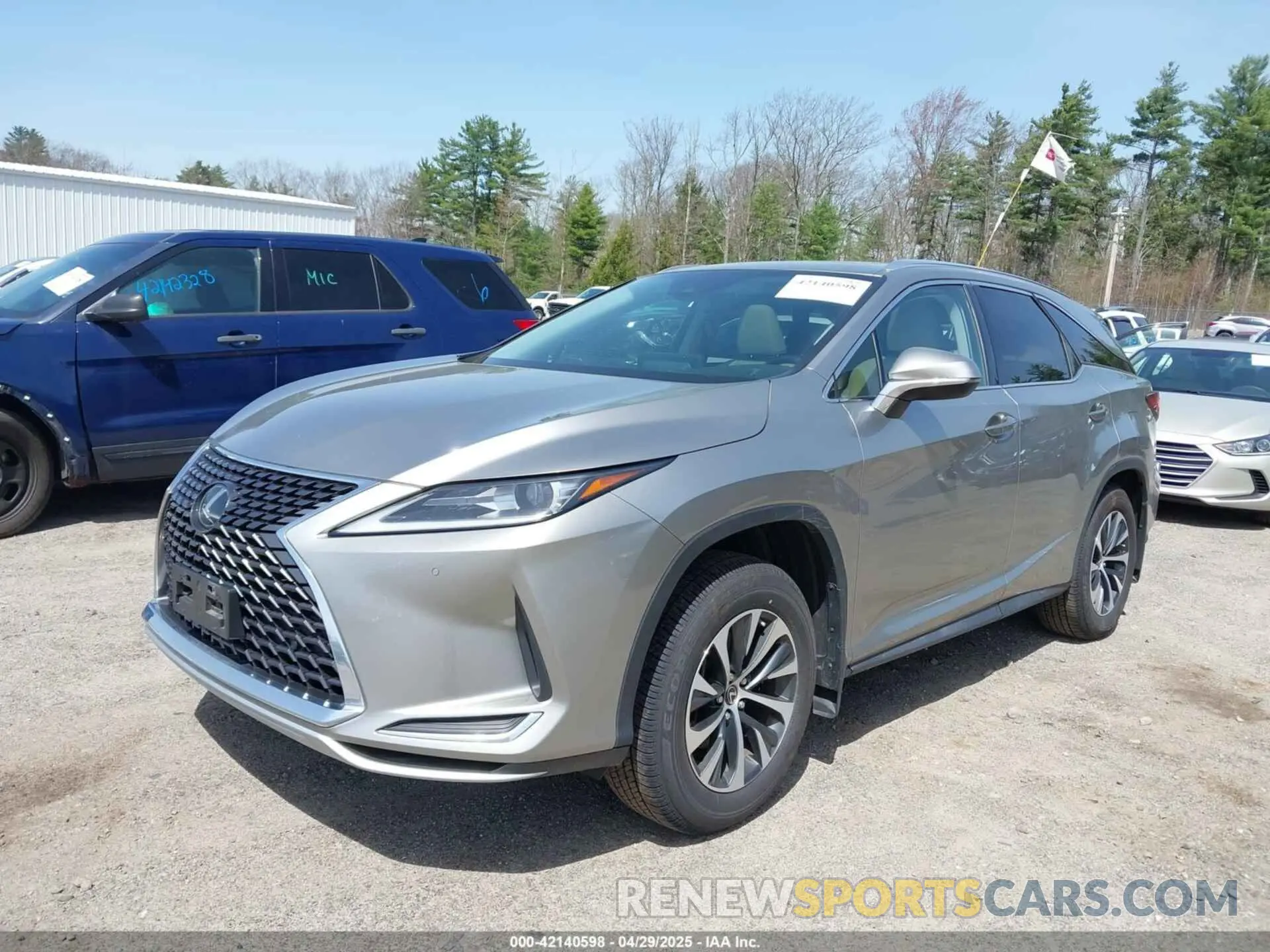 2 fotografías del automóvil dañado JTJHZKFAXL2025840 LEXUS RX 350L 2020