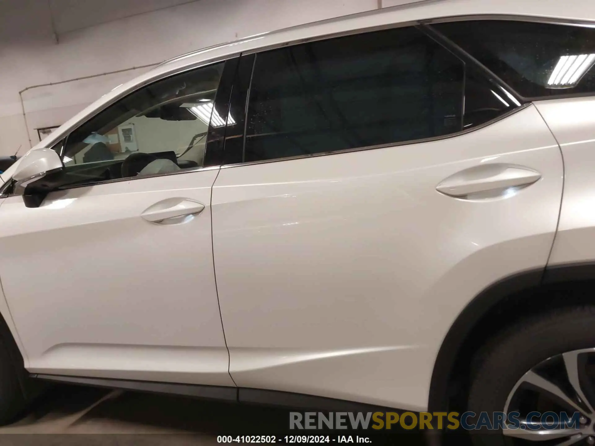 15 fotografías del automóvil dañado JTJHZKFA6N2043044 LEXUS RX 350L 2022