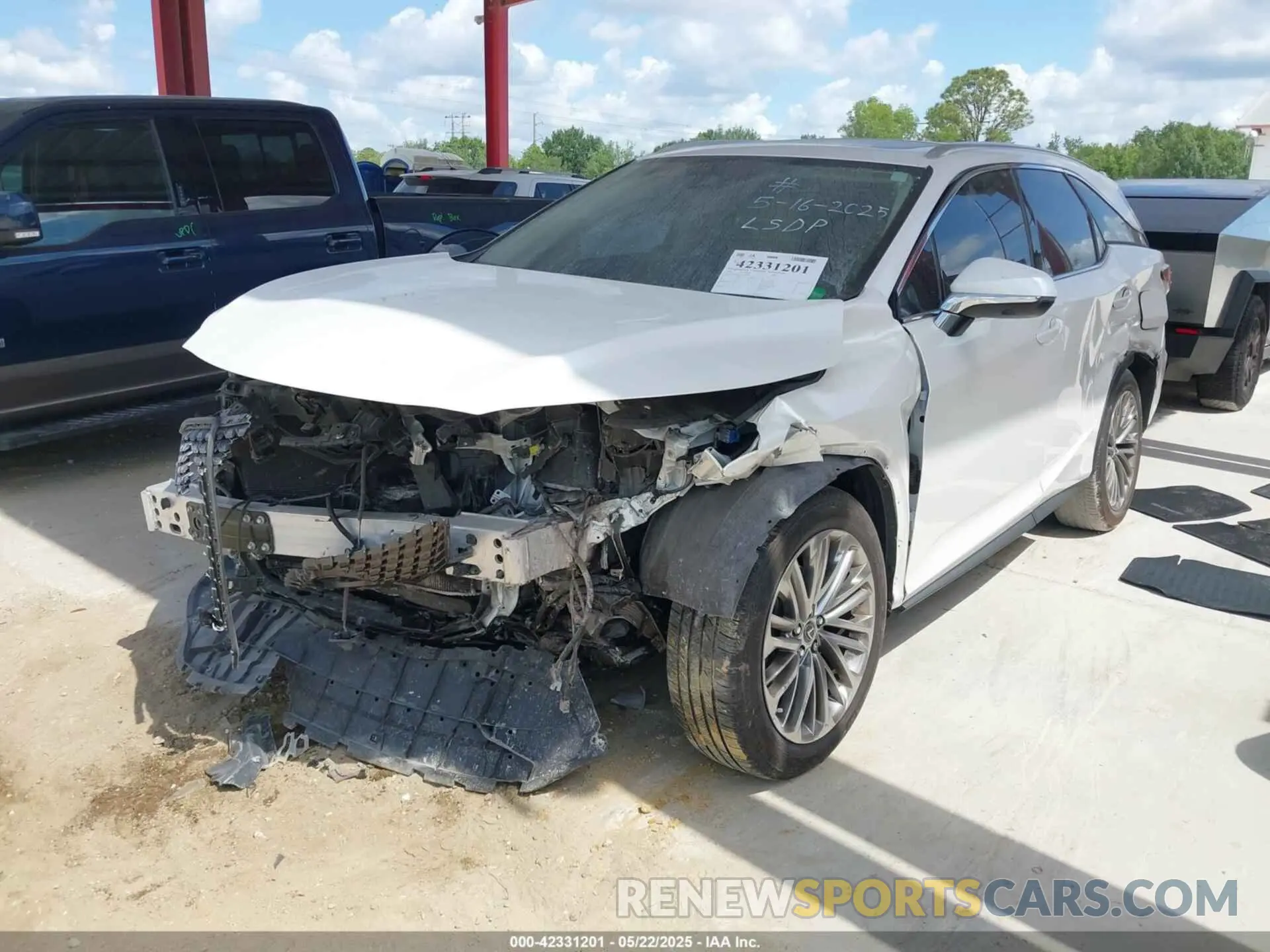 2 fotografías del automóvil dañado JTJJZKEA8N2026796 LEXUS RX 350L 2022