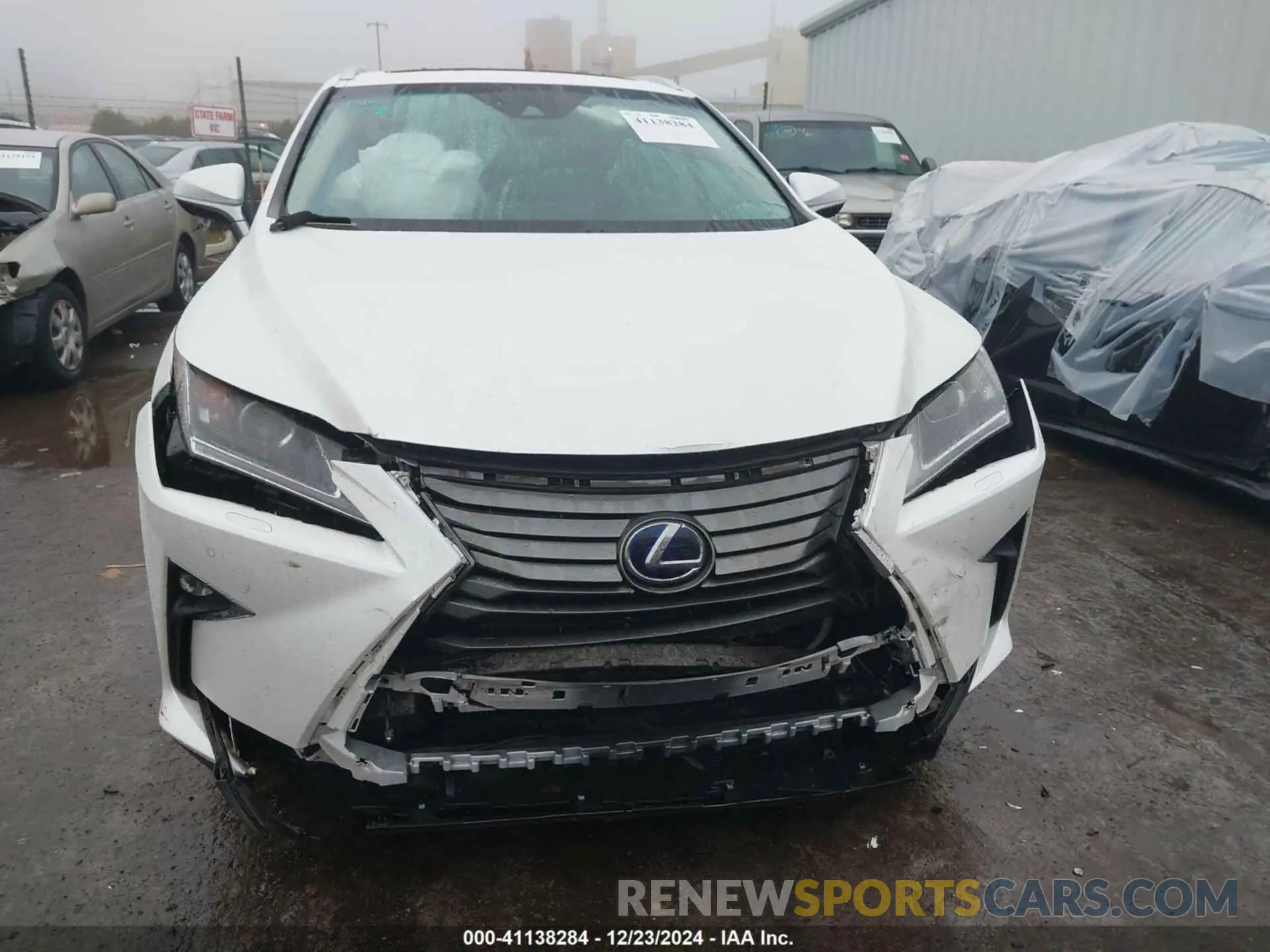 13 fotografías del automóvil dañado 2T2BGMCA0KC034640 LEXUS RX 450H 2019