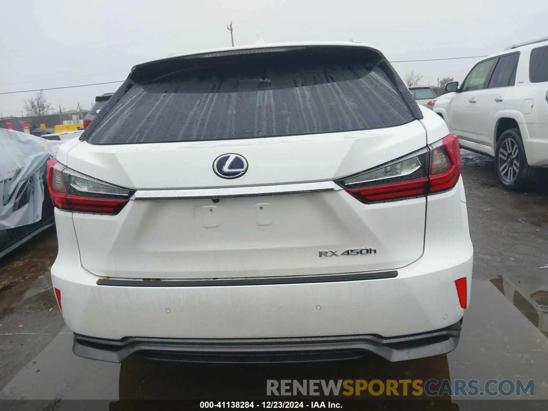 17 fotografías del automóvil dañado 2T2BGMCA0KC034640 LEXUS RX 450H 2019