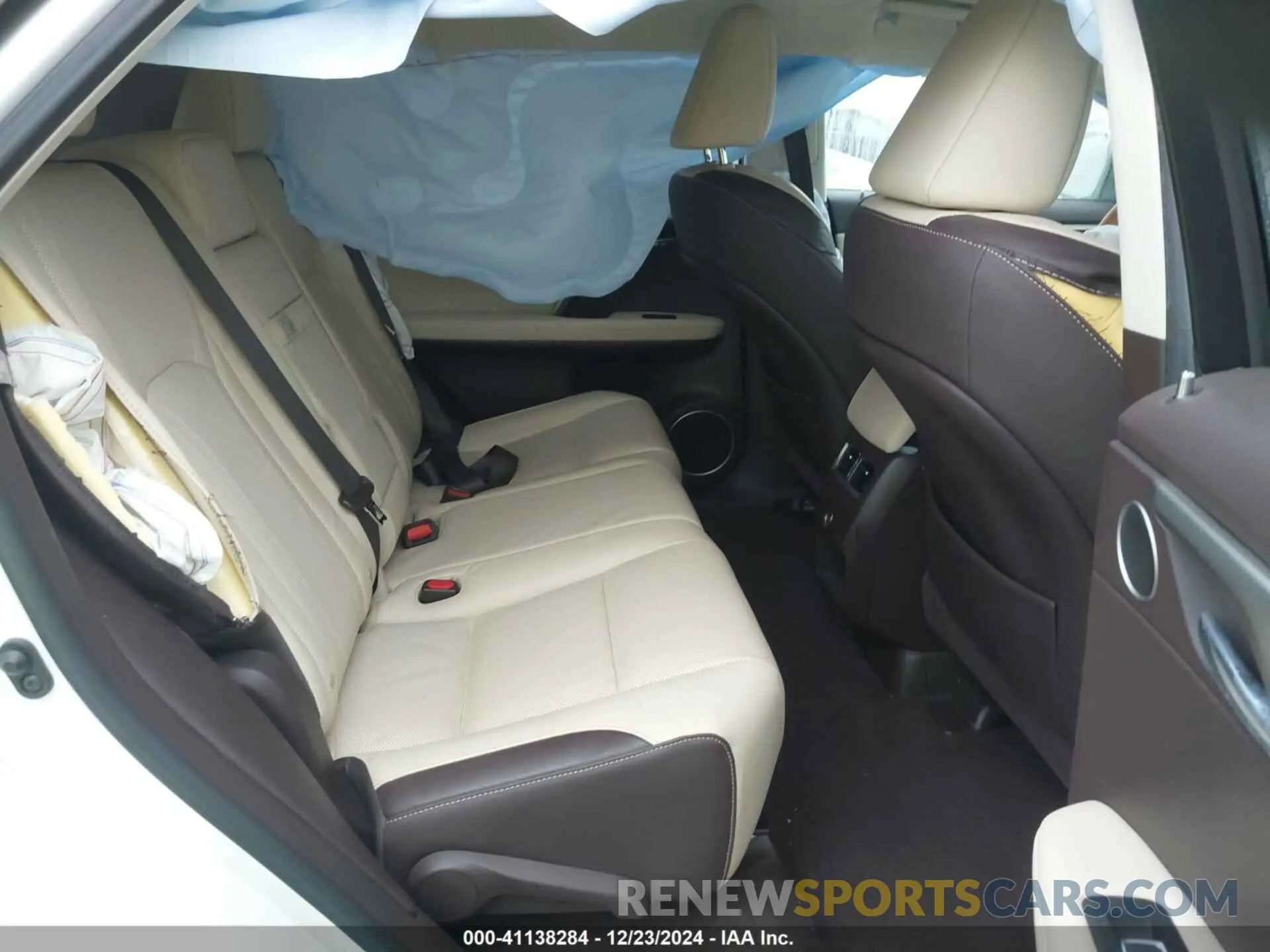 8 fotografías del automóvil dañado 2T2BGMCA0KC034640 LEXUS RX 450H 2019