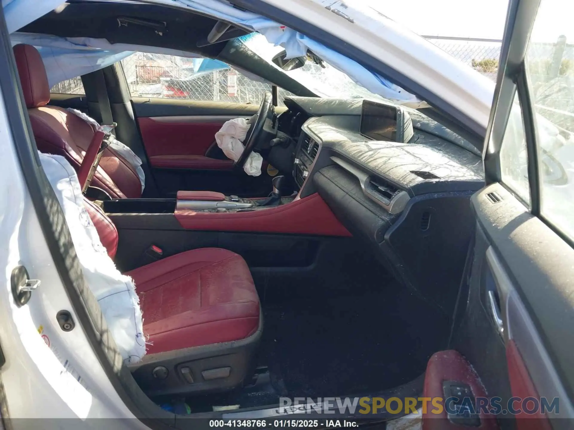 5 fotografías del automóvil dañado 2T2BGMCA1KC041547 LEXUS RX 450H 2019
