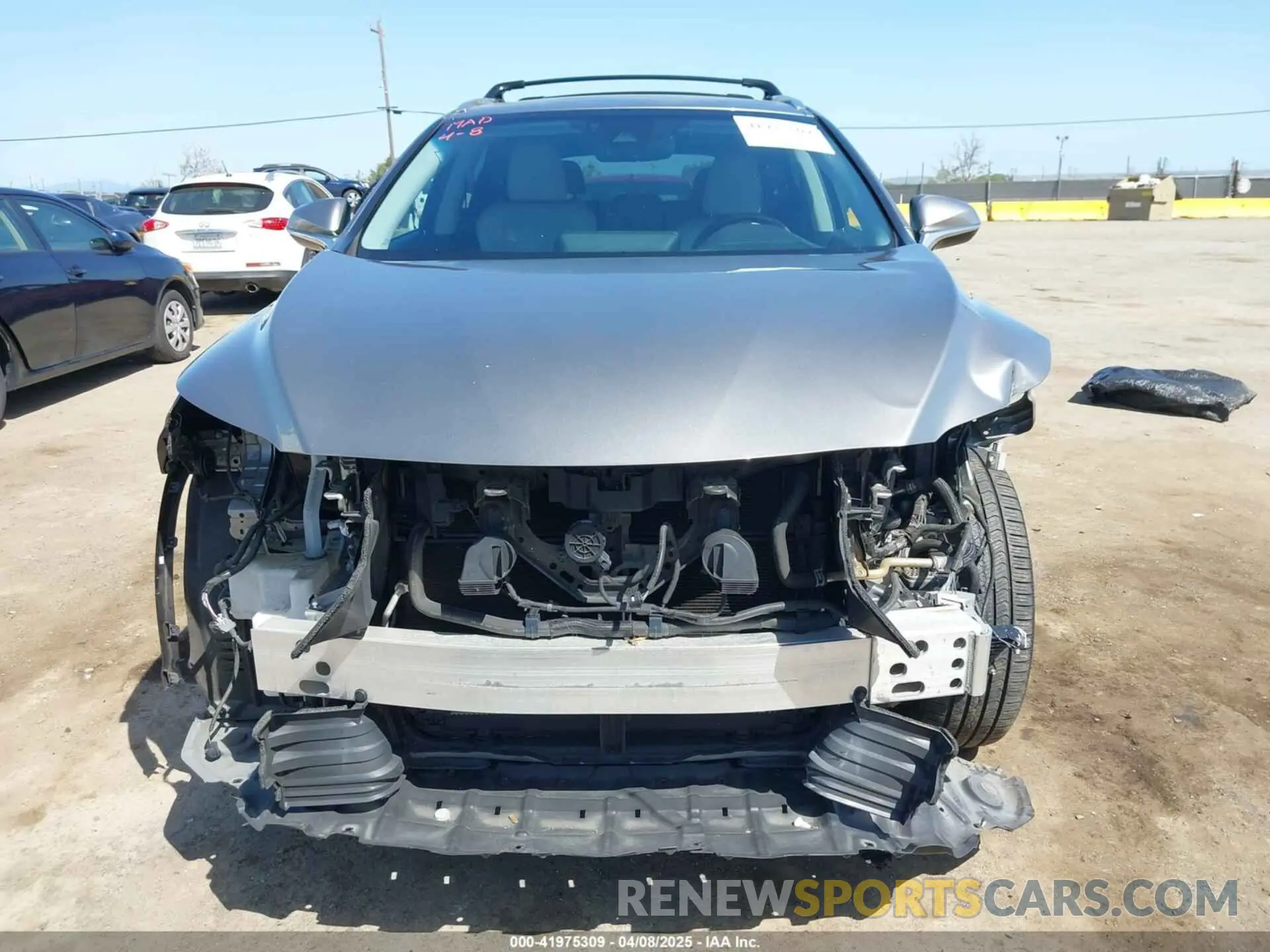13 fotografías del automóvil dañado 2T2BGMCA4KC042885 LEXUS RX 450H 2019