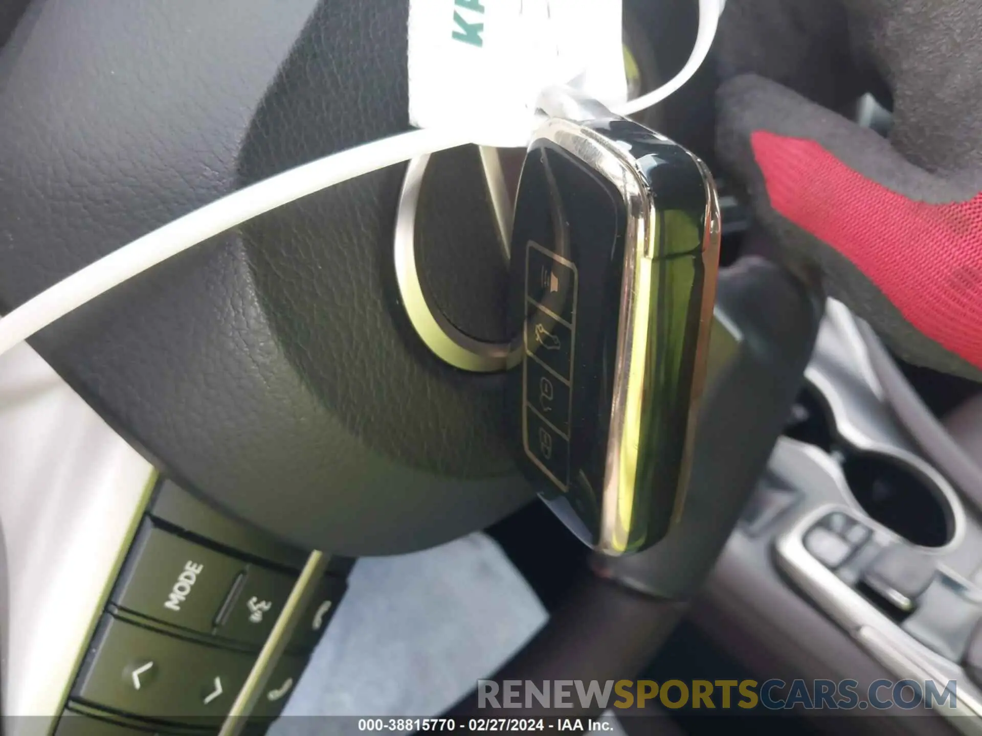 11 fotografías del automóvil dañado 2T2BGMCA8KC035230 LEXUS RX 450H 2019