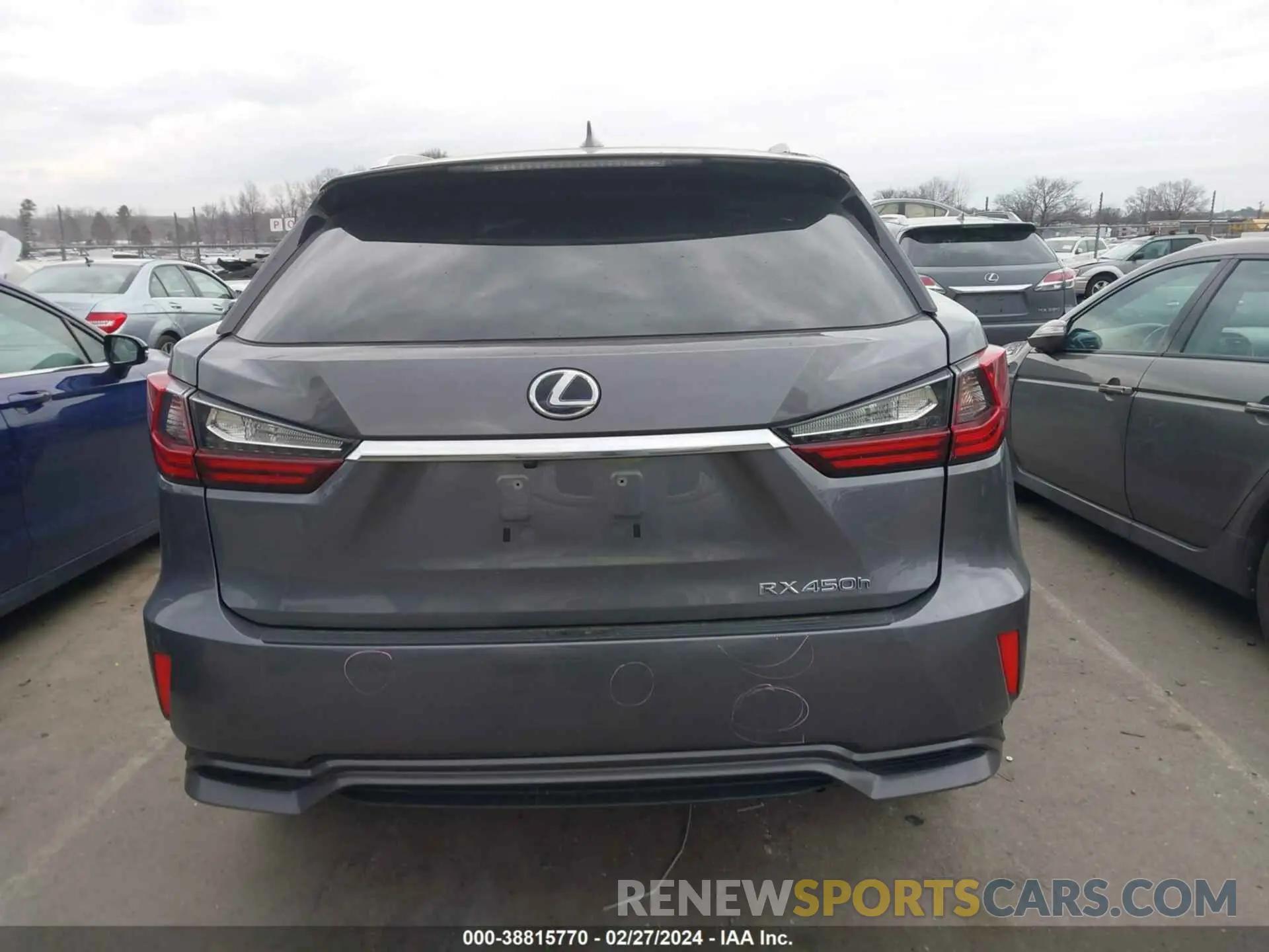17 fotografías del automóvil dañado 2T2BGMCA8KC035230 LEXUS RX 450H 2019