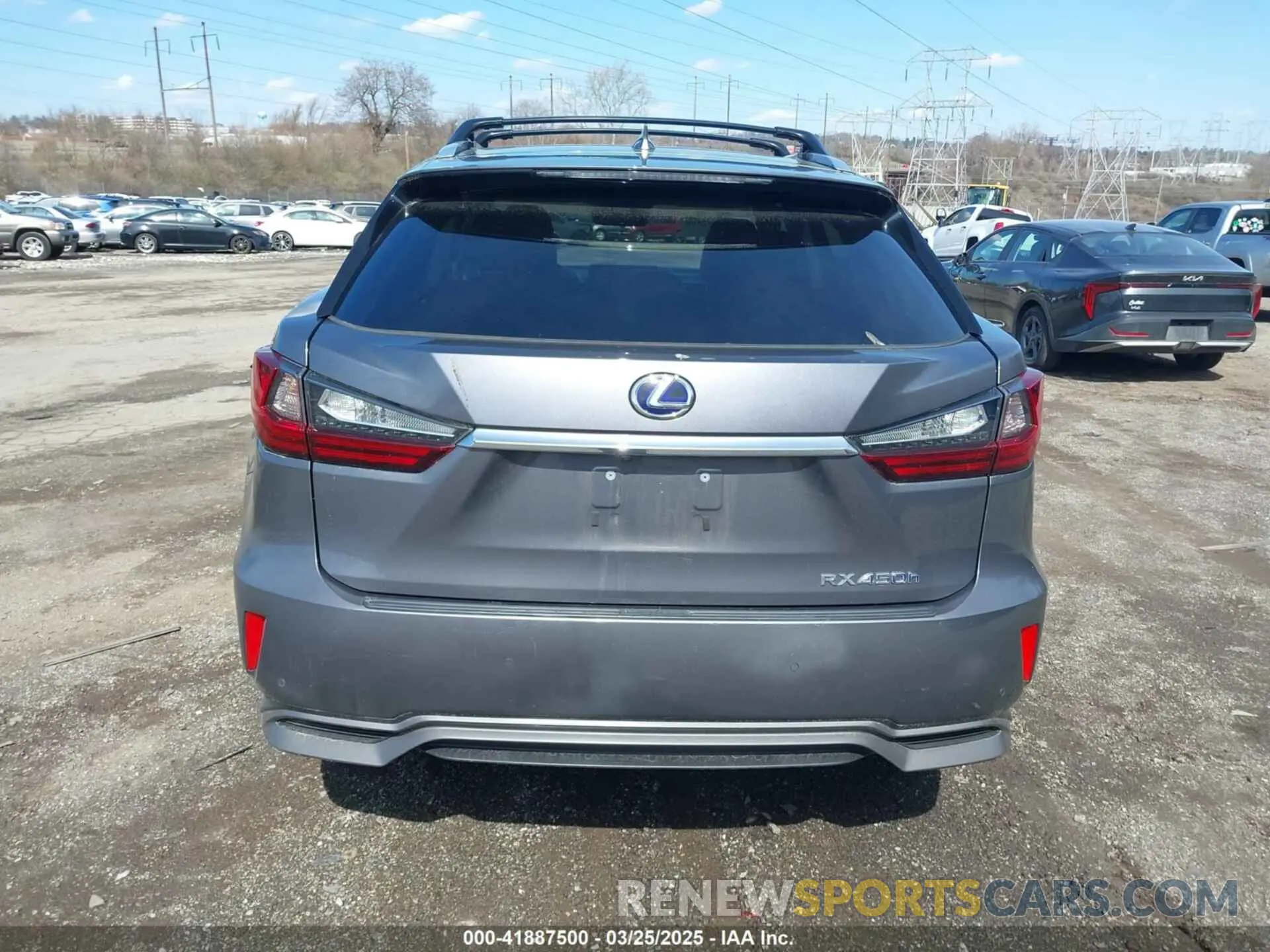 17 fotografías del automóvil dañado 2T2BGMCA9KC033678 LEXUS RX 450H 2019