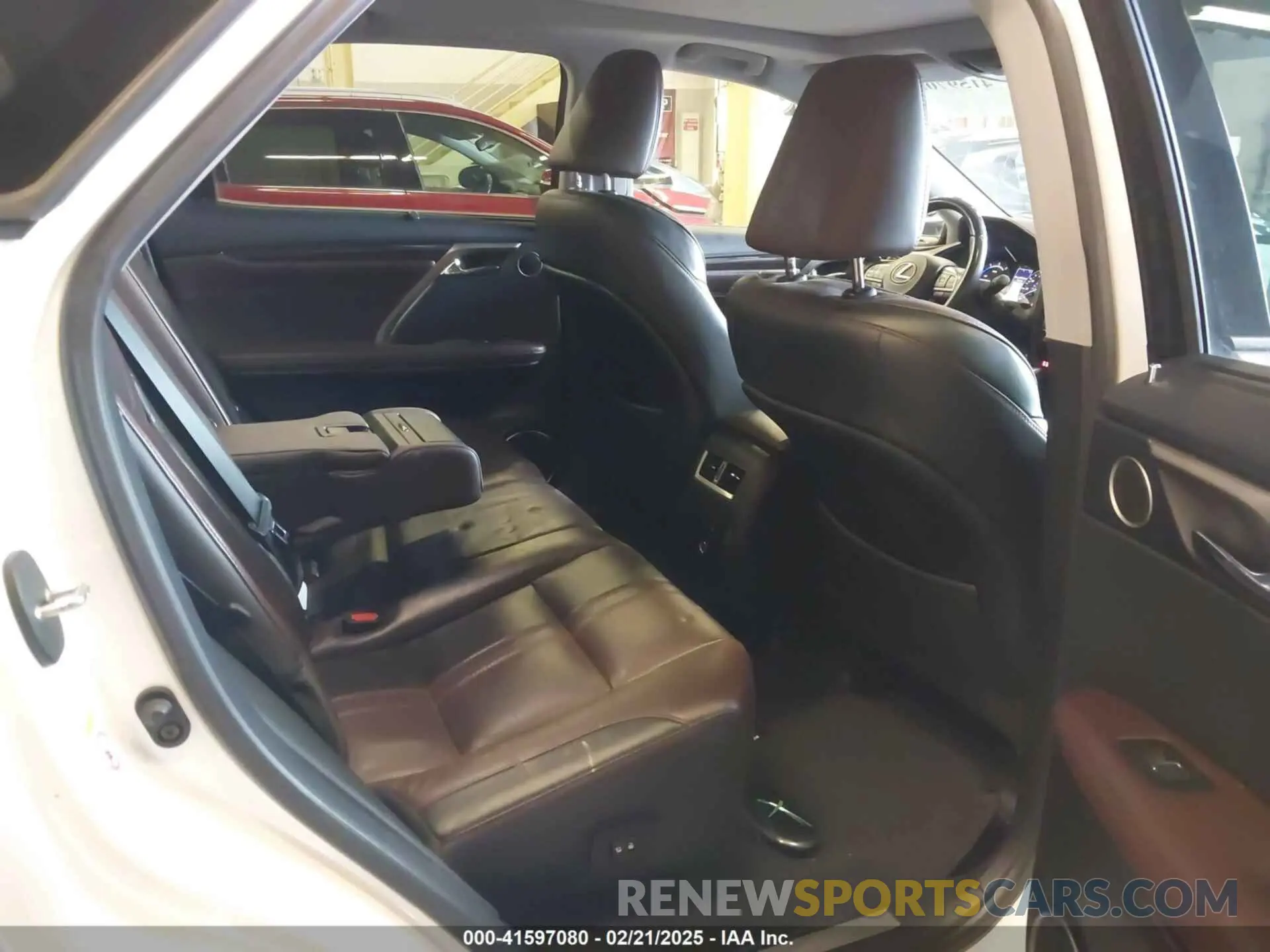 8 fotografías del automóvil dañado 2T2BGMCAXKC039392 LEXUS RX 450H 2019