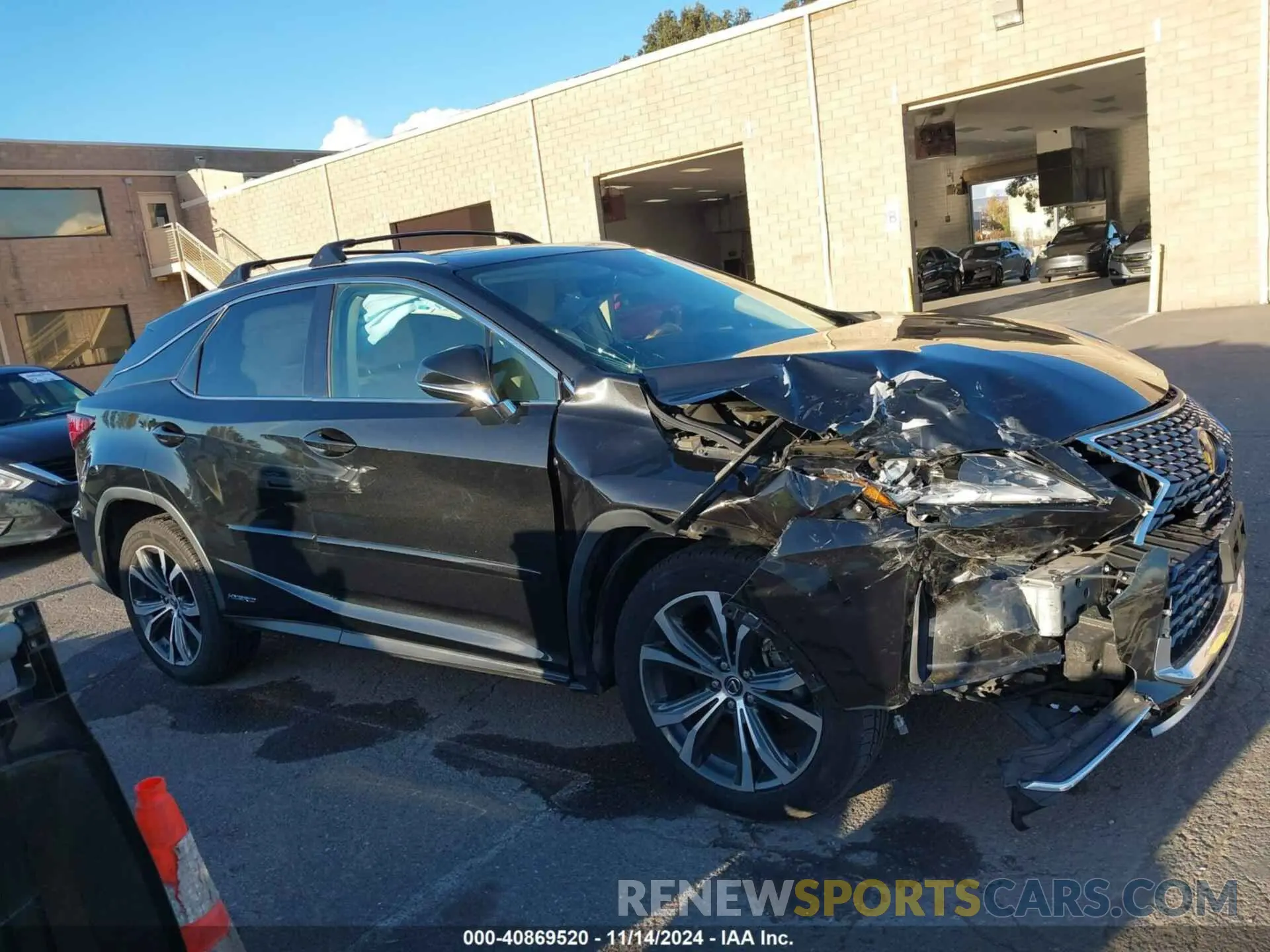 13 fotografías del automóvil dañado 2T2HGMDA0LC046815 LEXUS RX 450H 2020