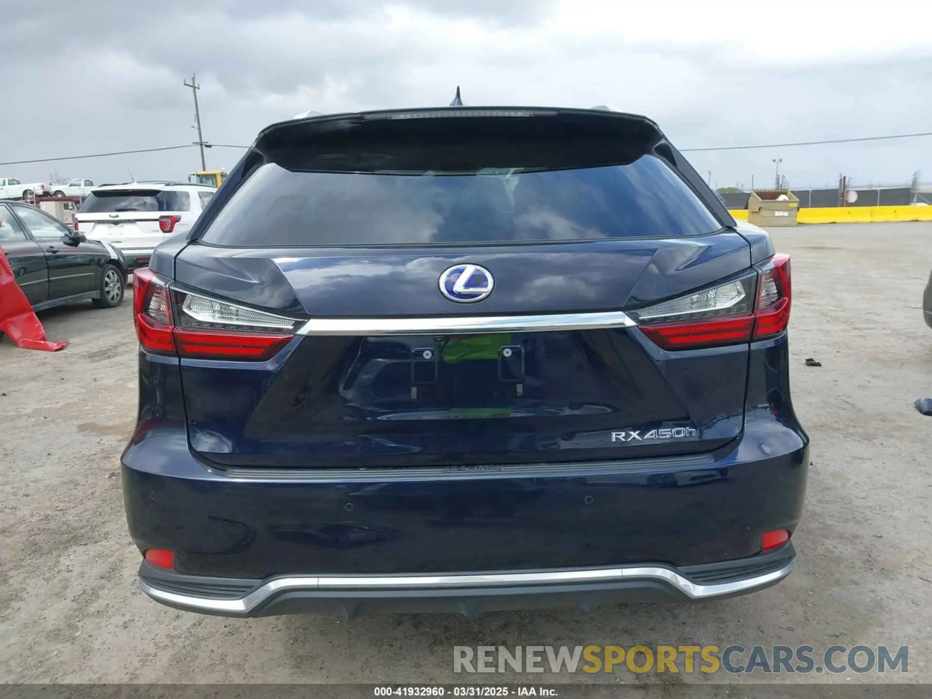 17 fotografías del automóvil dañado 2T2HGMDA6LC047628 LEXUS RX 450H 2020
