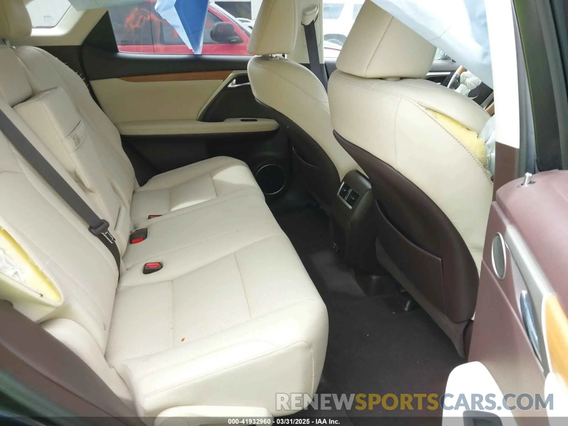 8 fotografías del automóvil dañado 2T2HGMDA6LC047628 LEXUS RX 450H 2020