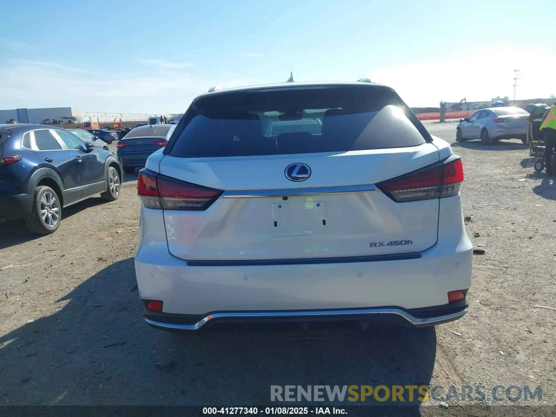 15 fotografías del automóvil dañado 2T2HGMDAXLC044439 LEXUS RX 450H 2020