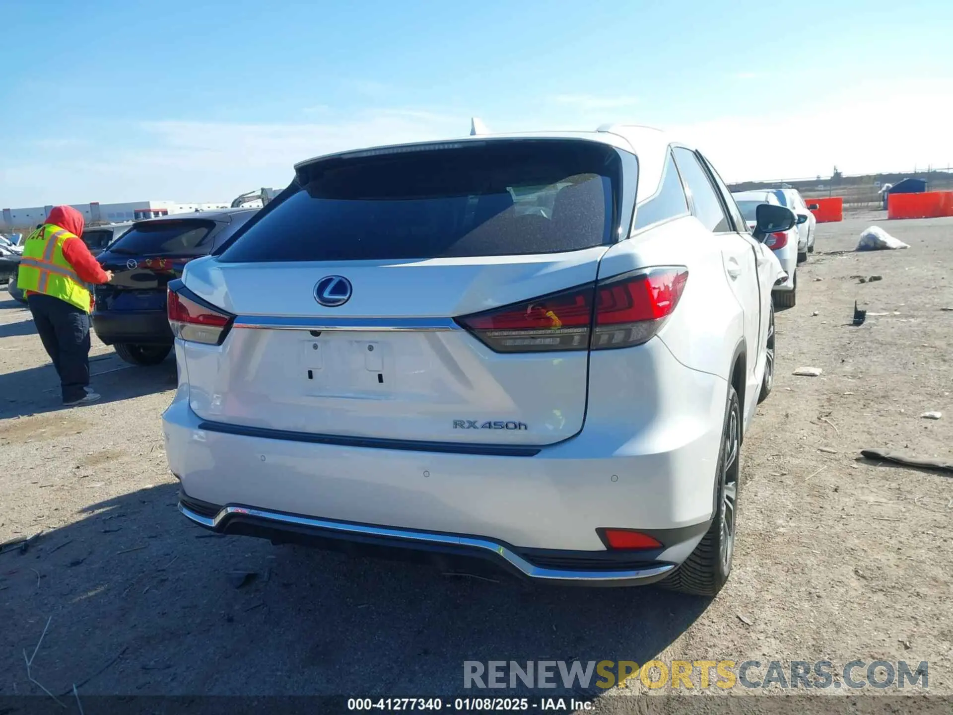 4 fotografías del automóvil dañado 2T2HGMDAXLC044439 LEXUS RX 450H 2020
