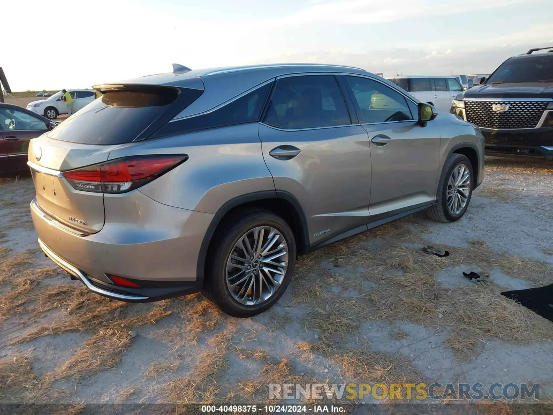 4 fotografías del automóvil dañado 2T2JGMDA4LC053476 LEXUS RX 450H 2020