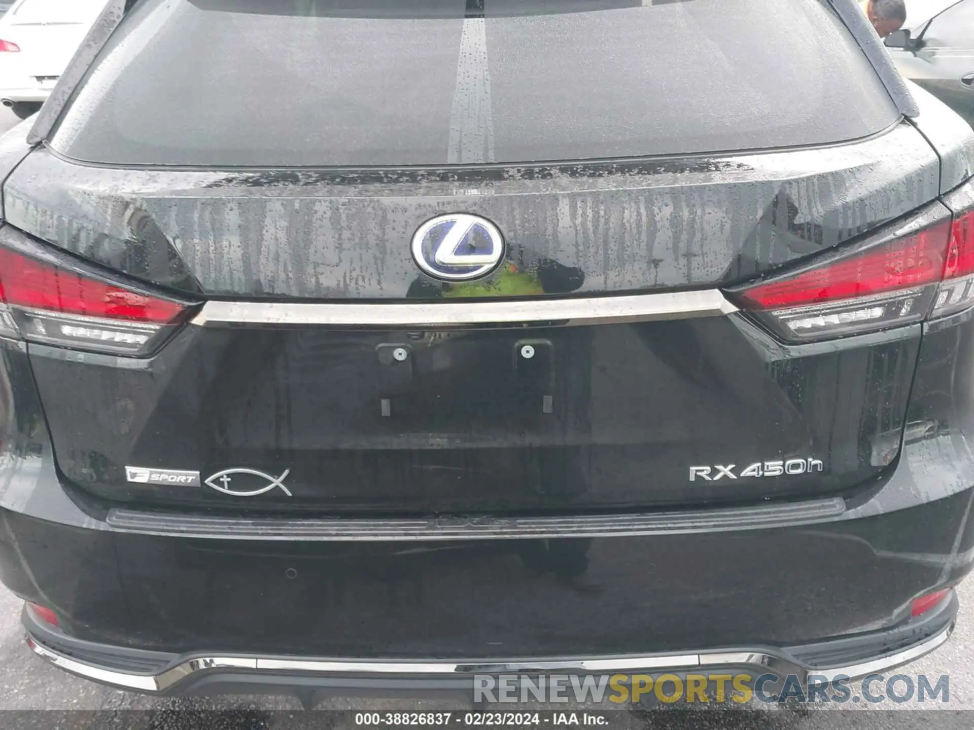 17 fotografías del automóvil dañado 2T2YGMDA7LC045337 LEXUS RX 450H 2020