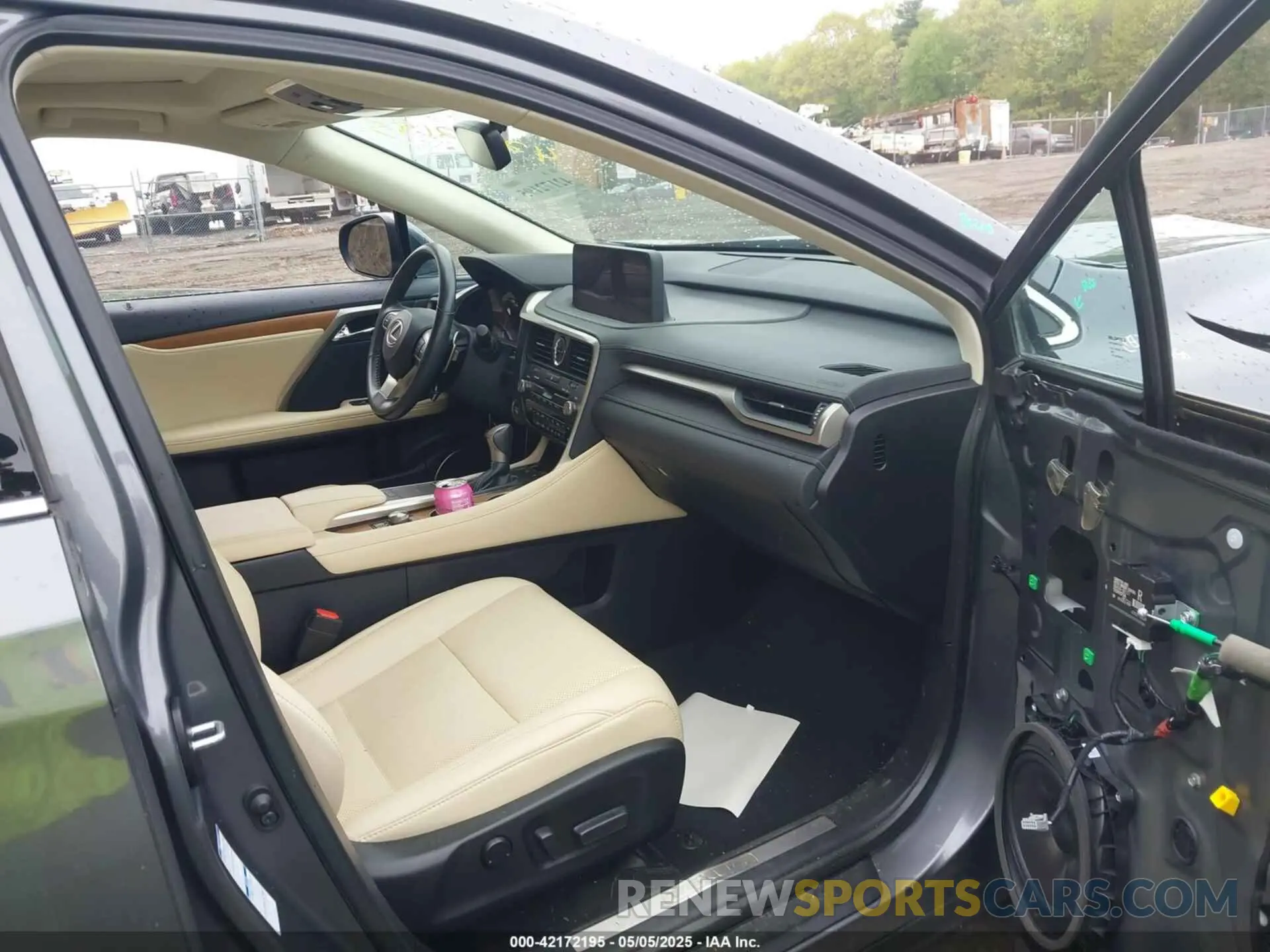 5 fotografías del automóvil dañado 2T2HGMDA7MC058171 LEXUS RX 450H 2021