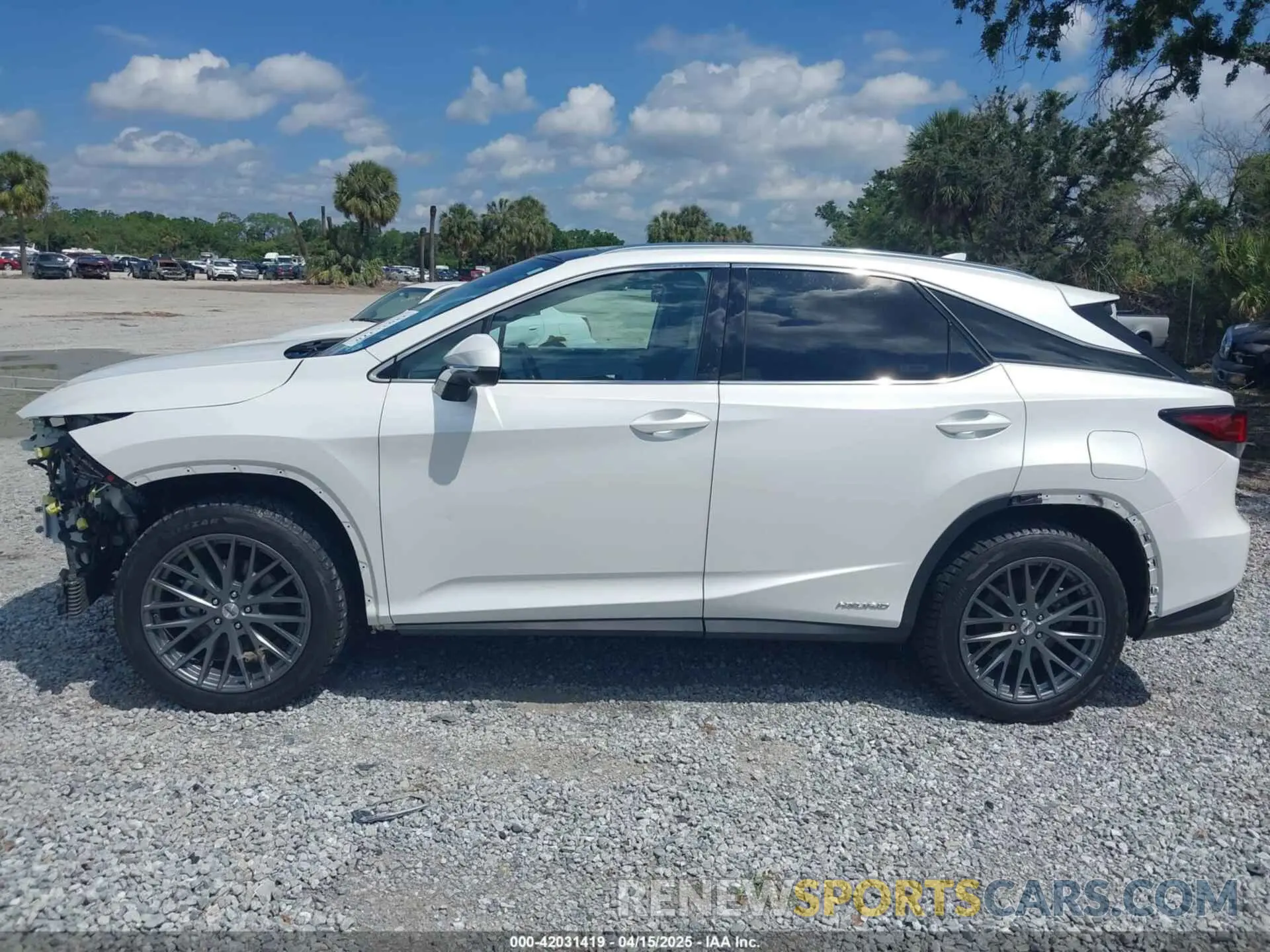 15 fotografías del automóvil dañado 2T2JGMDA9MC058061 LEXUS RX 450H 2021